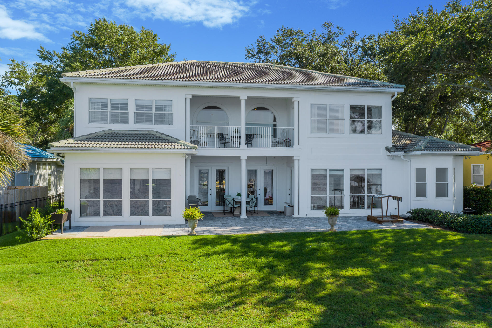 WINDWARD PH 1 BLUEWATER BAY - Residential