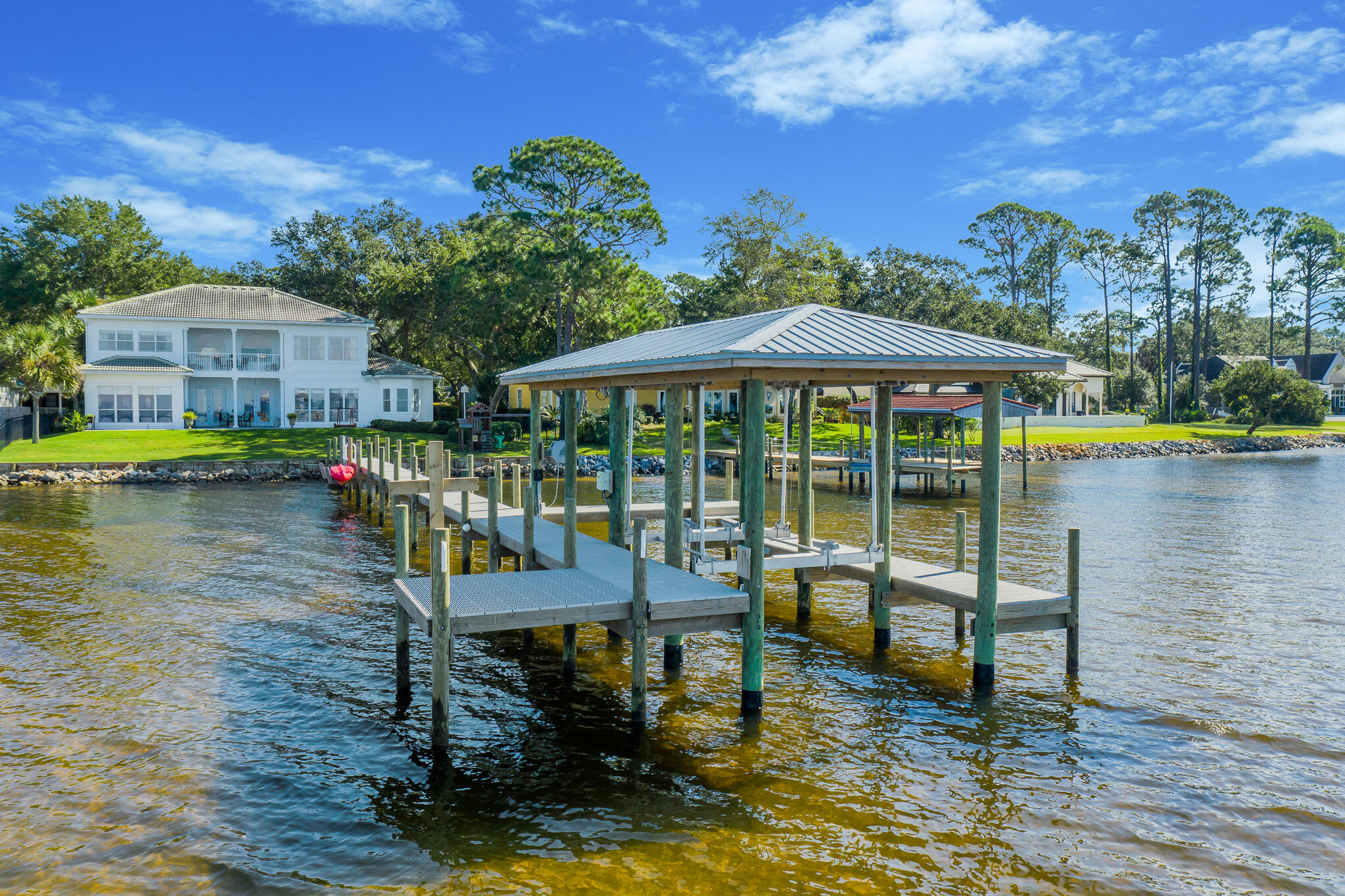 WINDWARD PH 1 BLUEWATER BAY - Residential