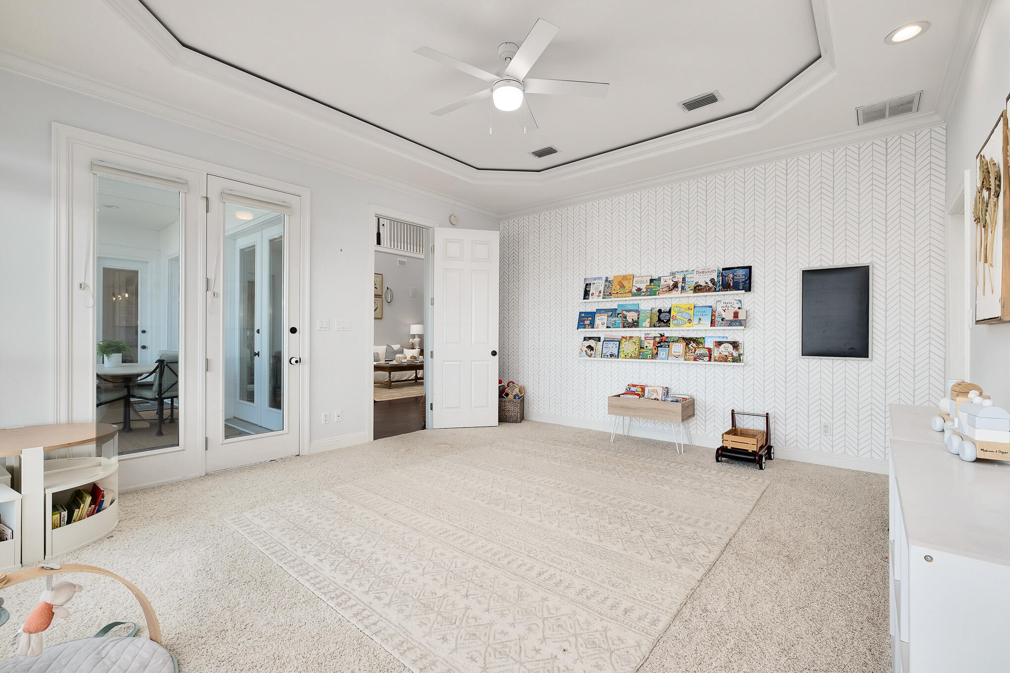 WINDWARD PH 1 BLUEWATER BAY - Residential