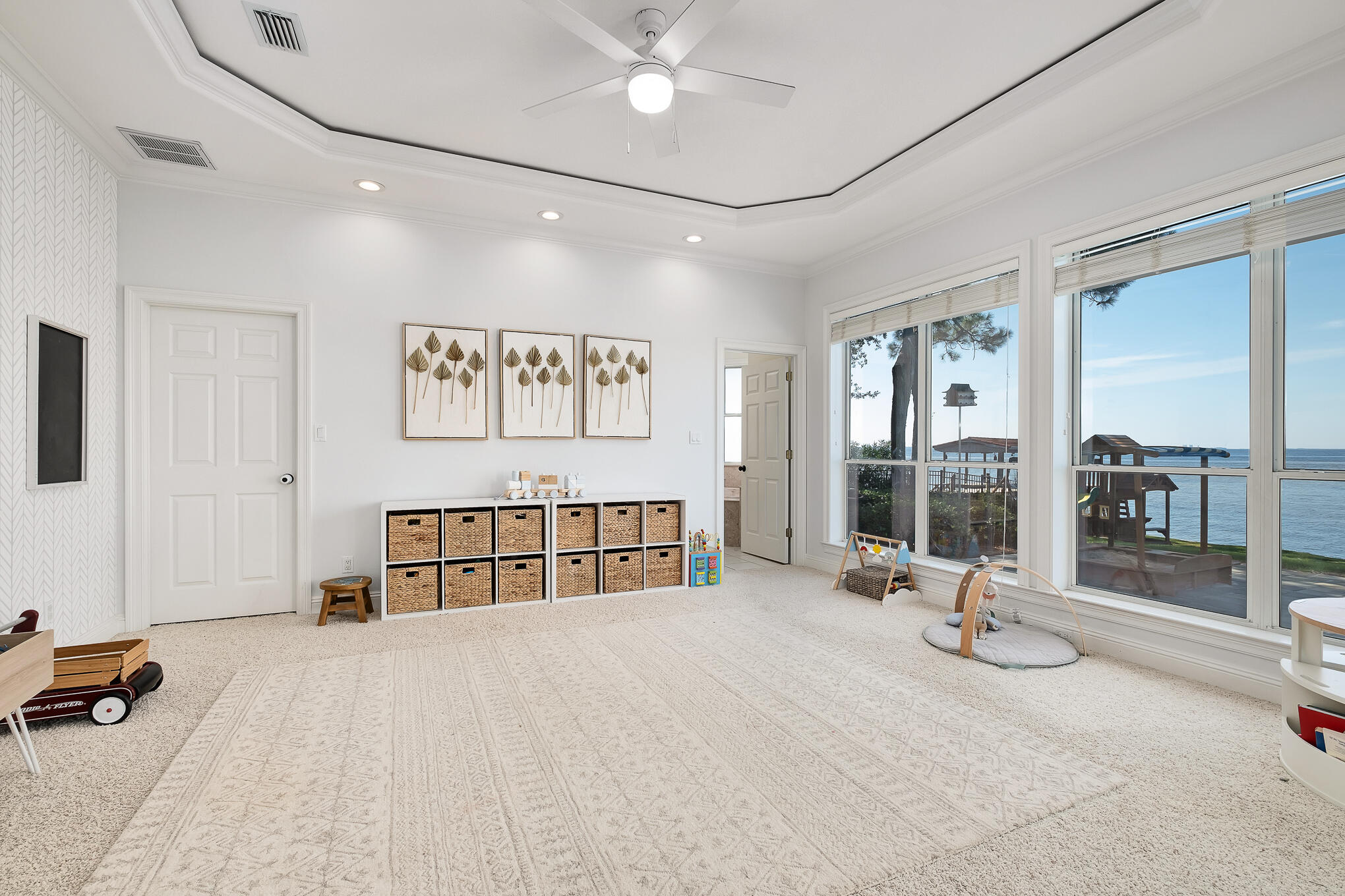 WINDWARD PH 1 BLUEWATER BAY - Residential