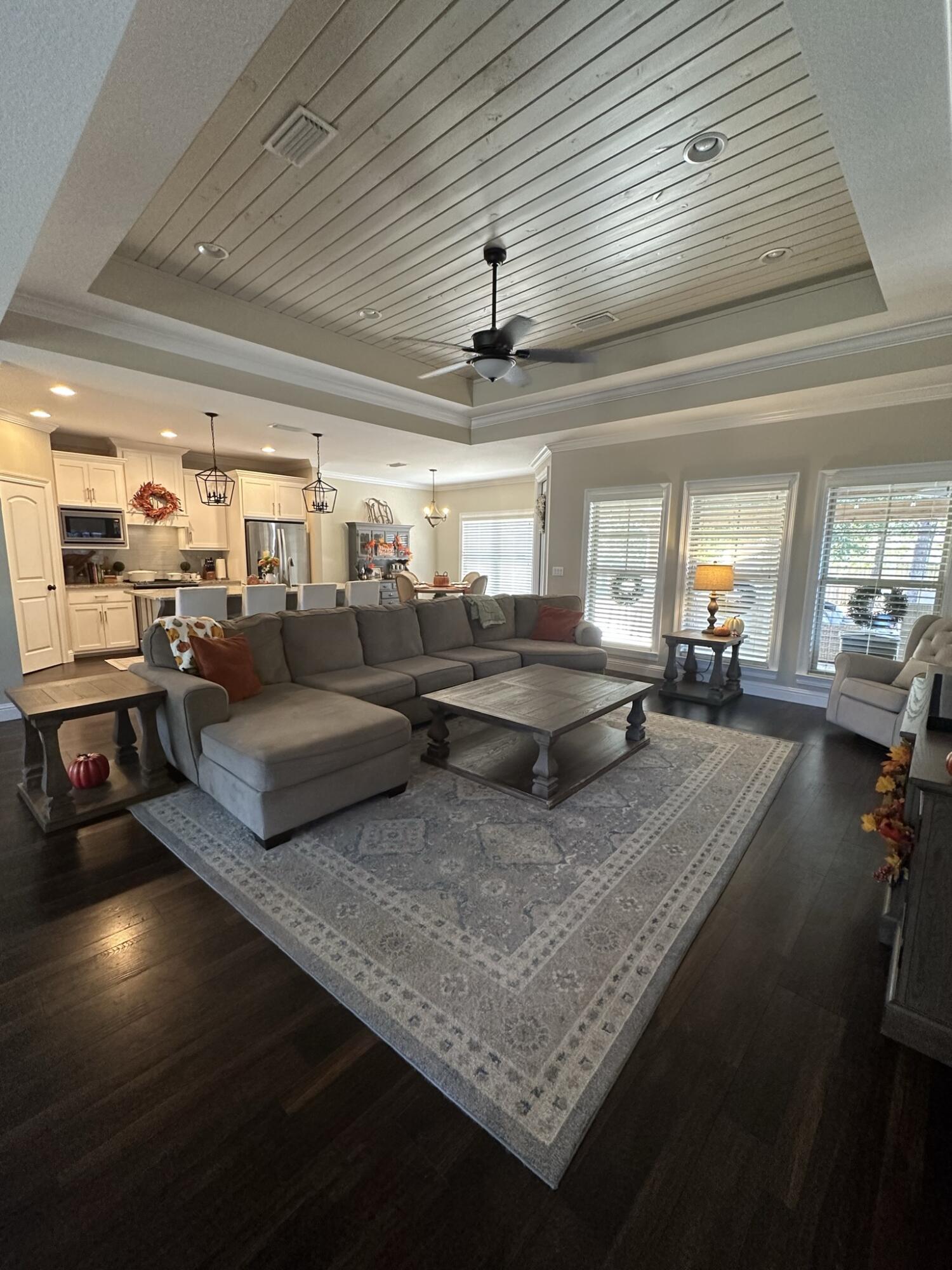 HOMEWOOD EST - Residential Lease