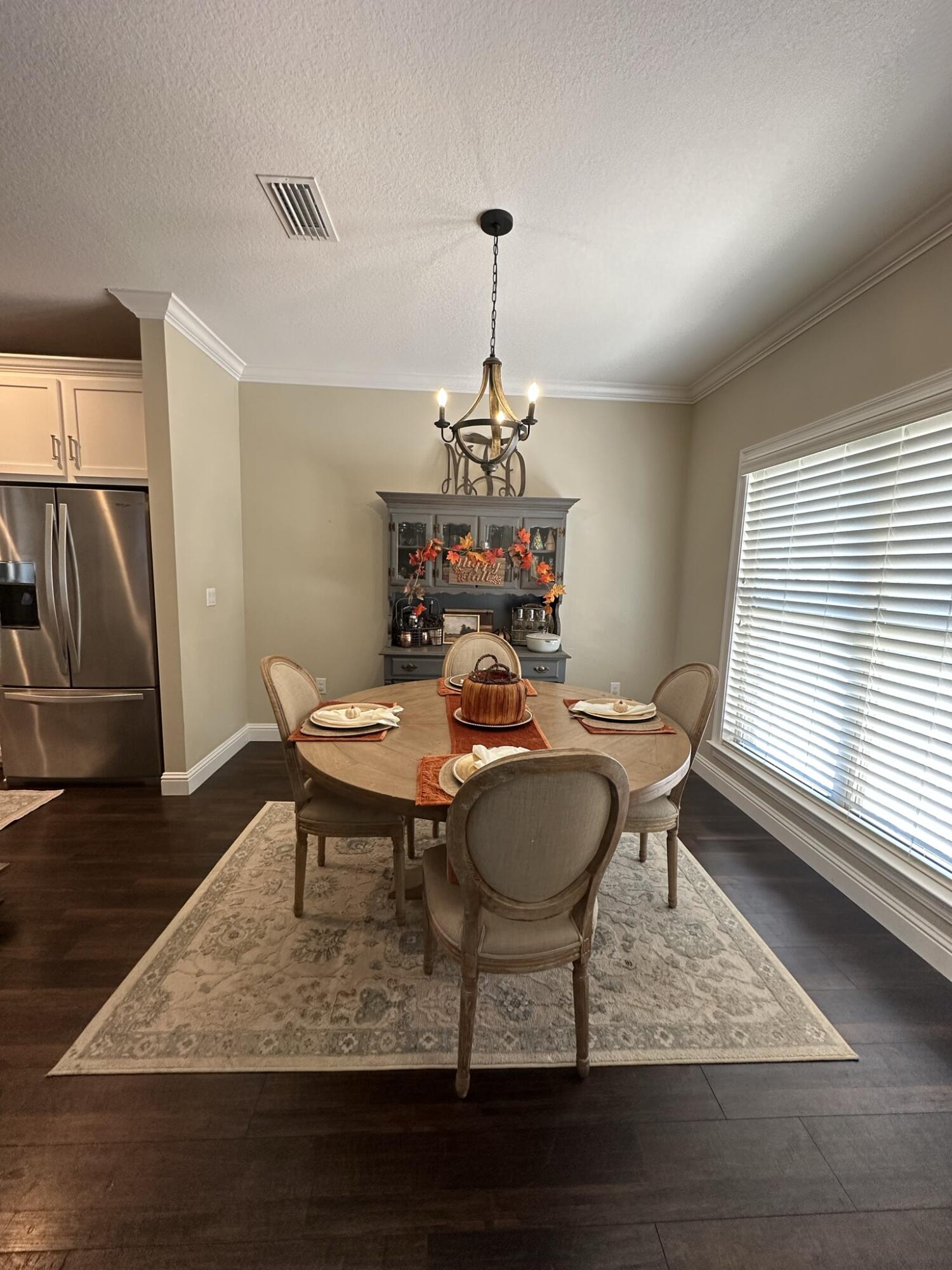 HOMEWOOD EST - Residential Lease