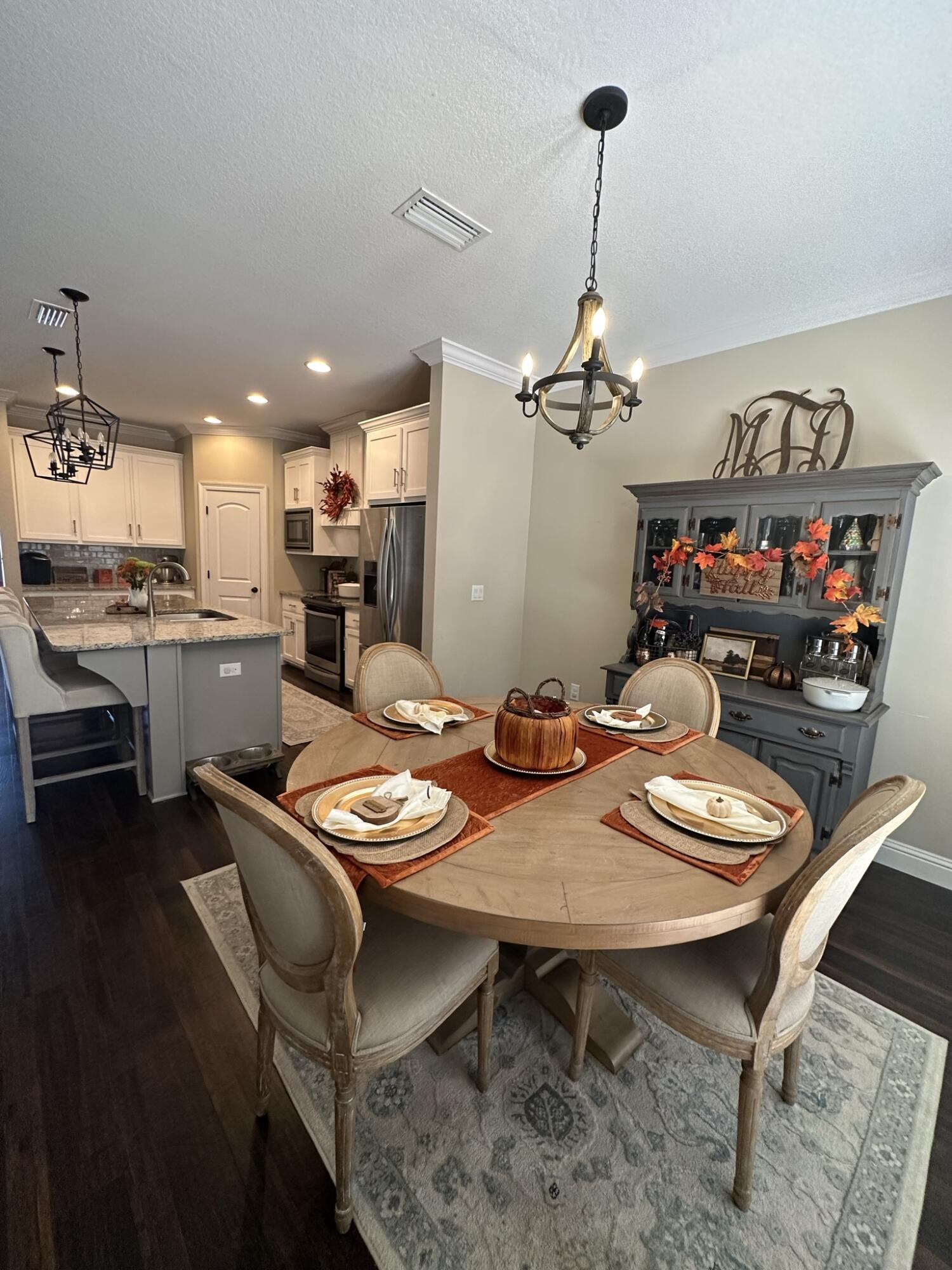 HOMEWOOD EST - Residential Lease