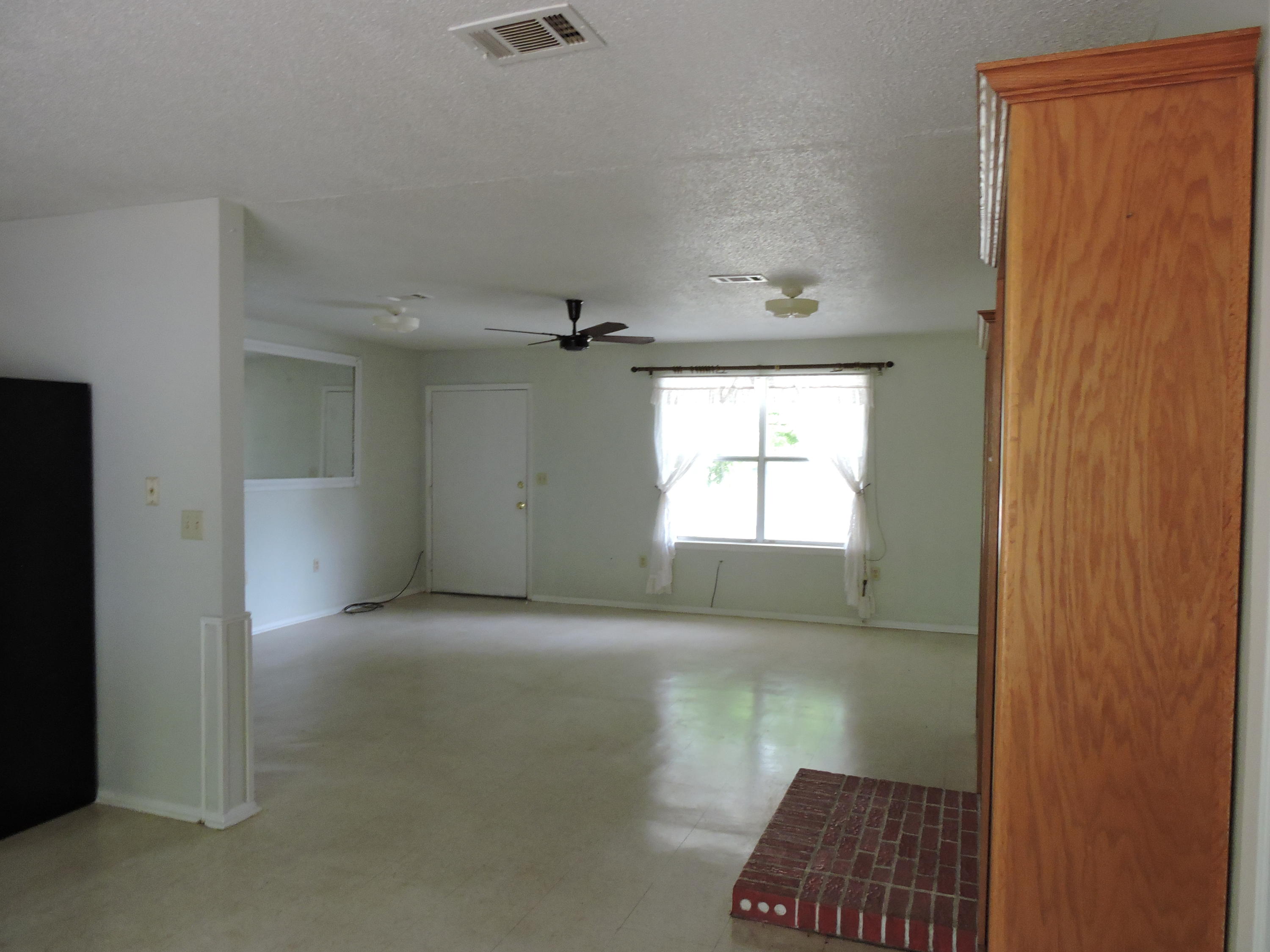 AUBURN HEIGHTS - Residential Lease