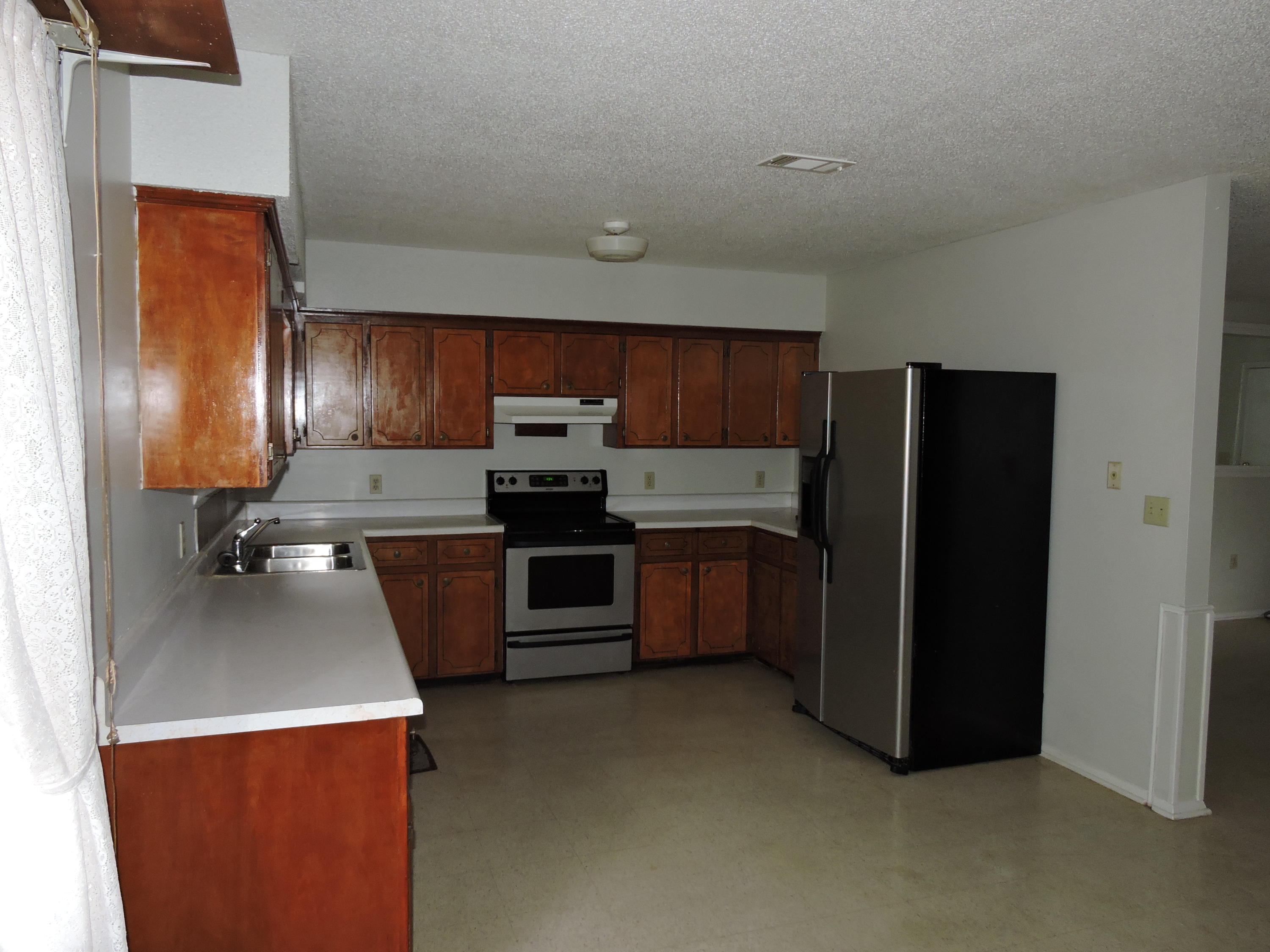 AUBURN HEIGHTS - Residential Lease