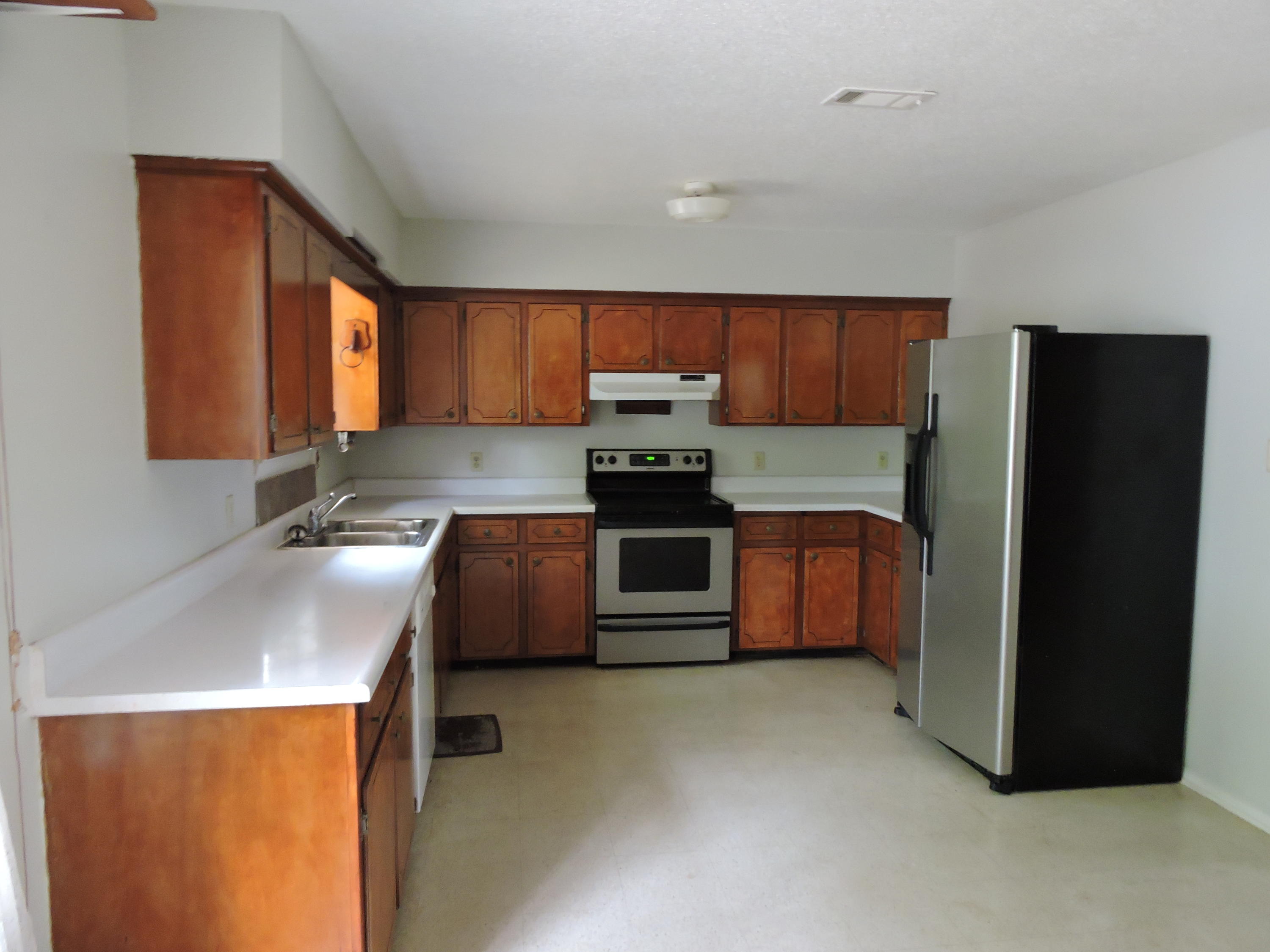 AUBURN HEIGHTS - Residential Lease