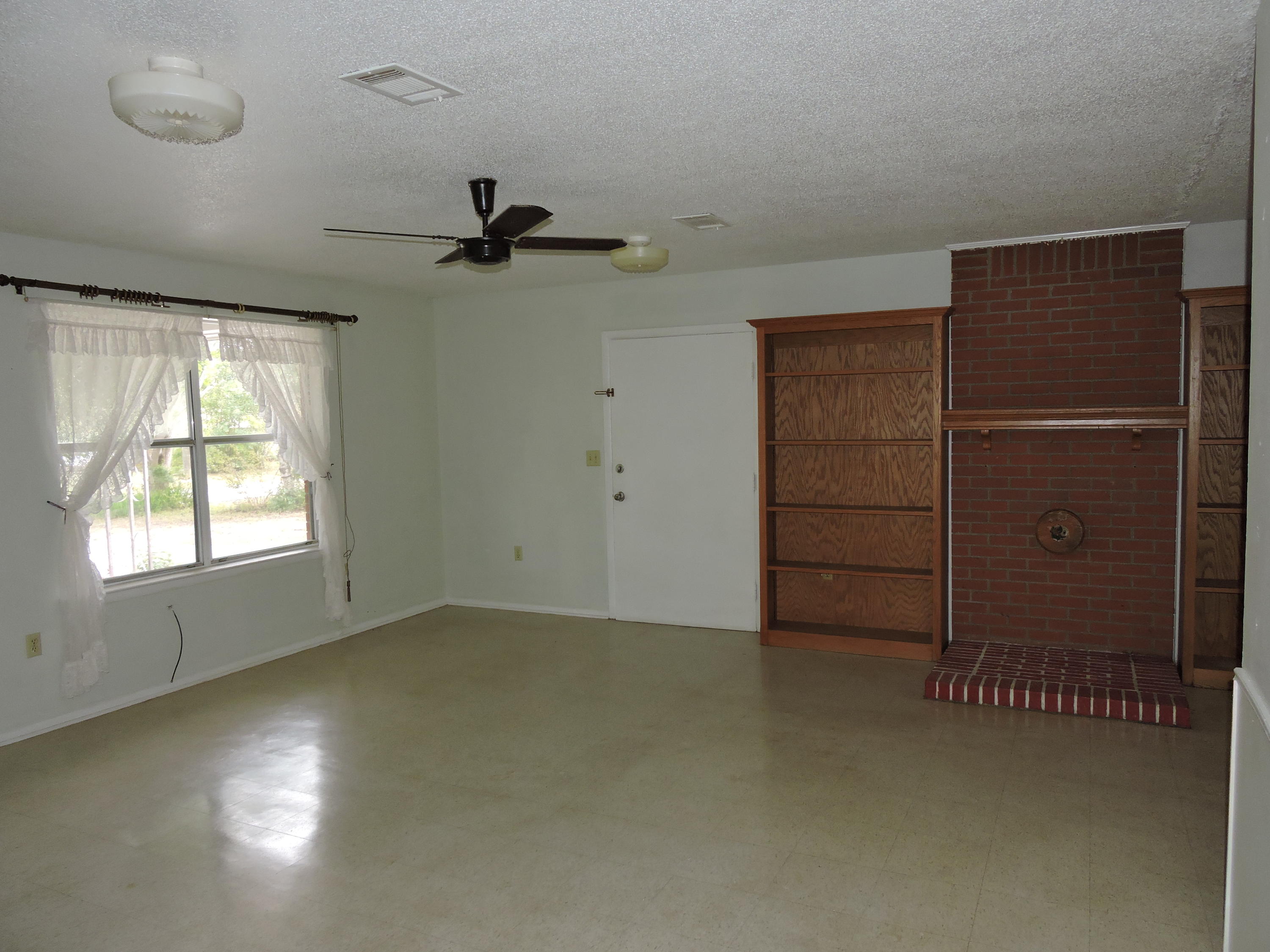 AUBURN HEIGHTS - Residential Lease