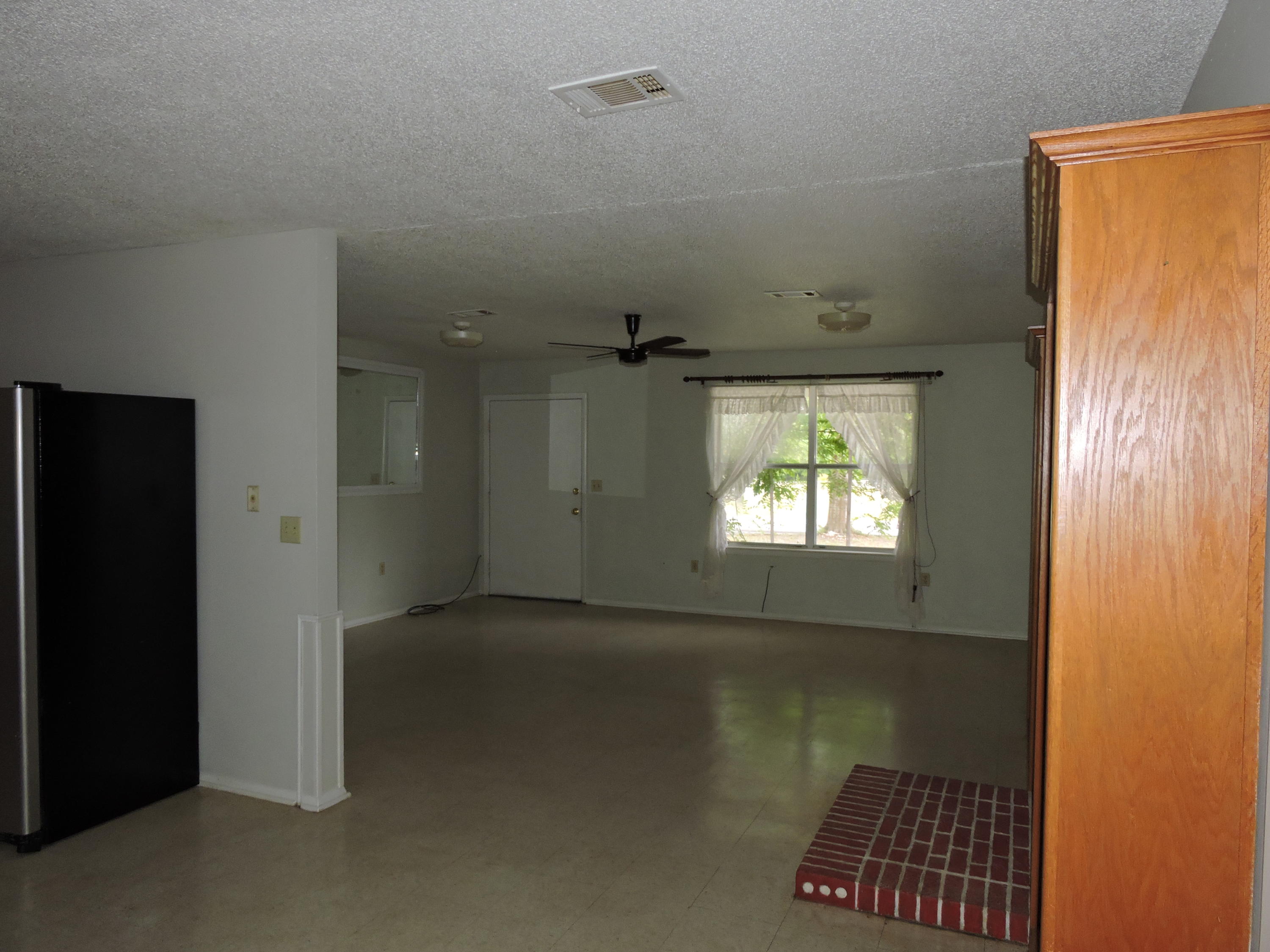 AUBURN HEIGHTS - Residential Lease