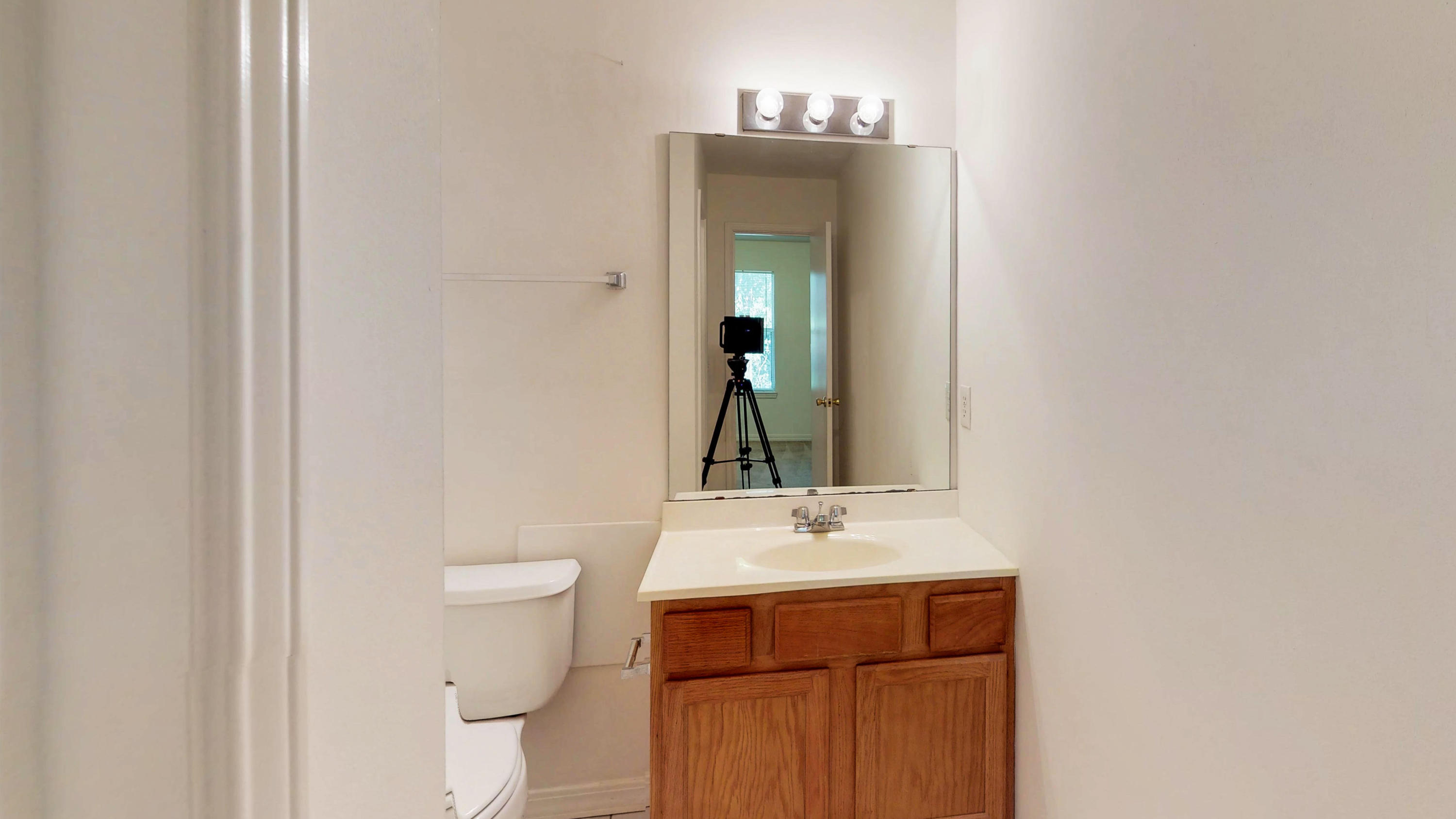 SILVERWOOD - Residential Lease