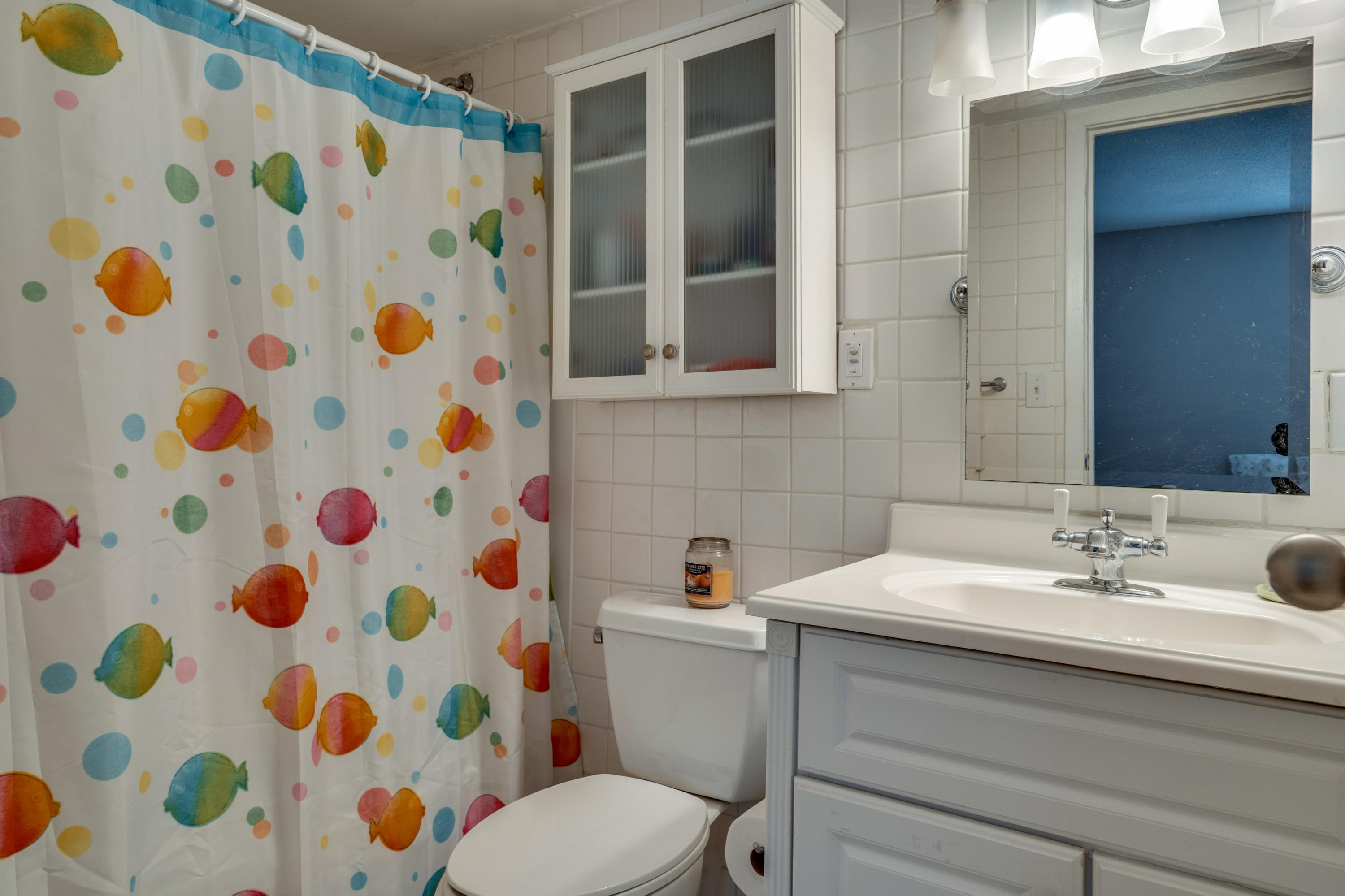 FINISTERRA CONDO - Residential Lease