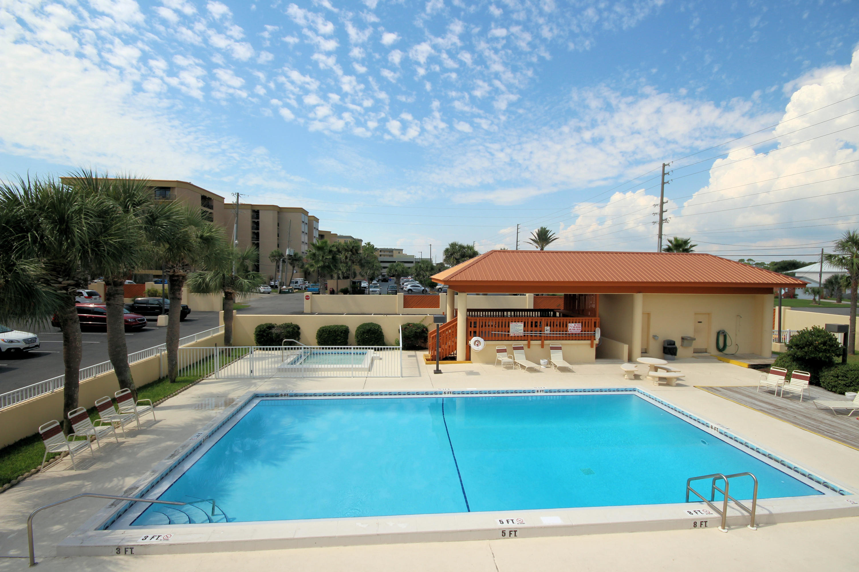 SURF DWELLER CONDO - Residential
