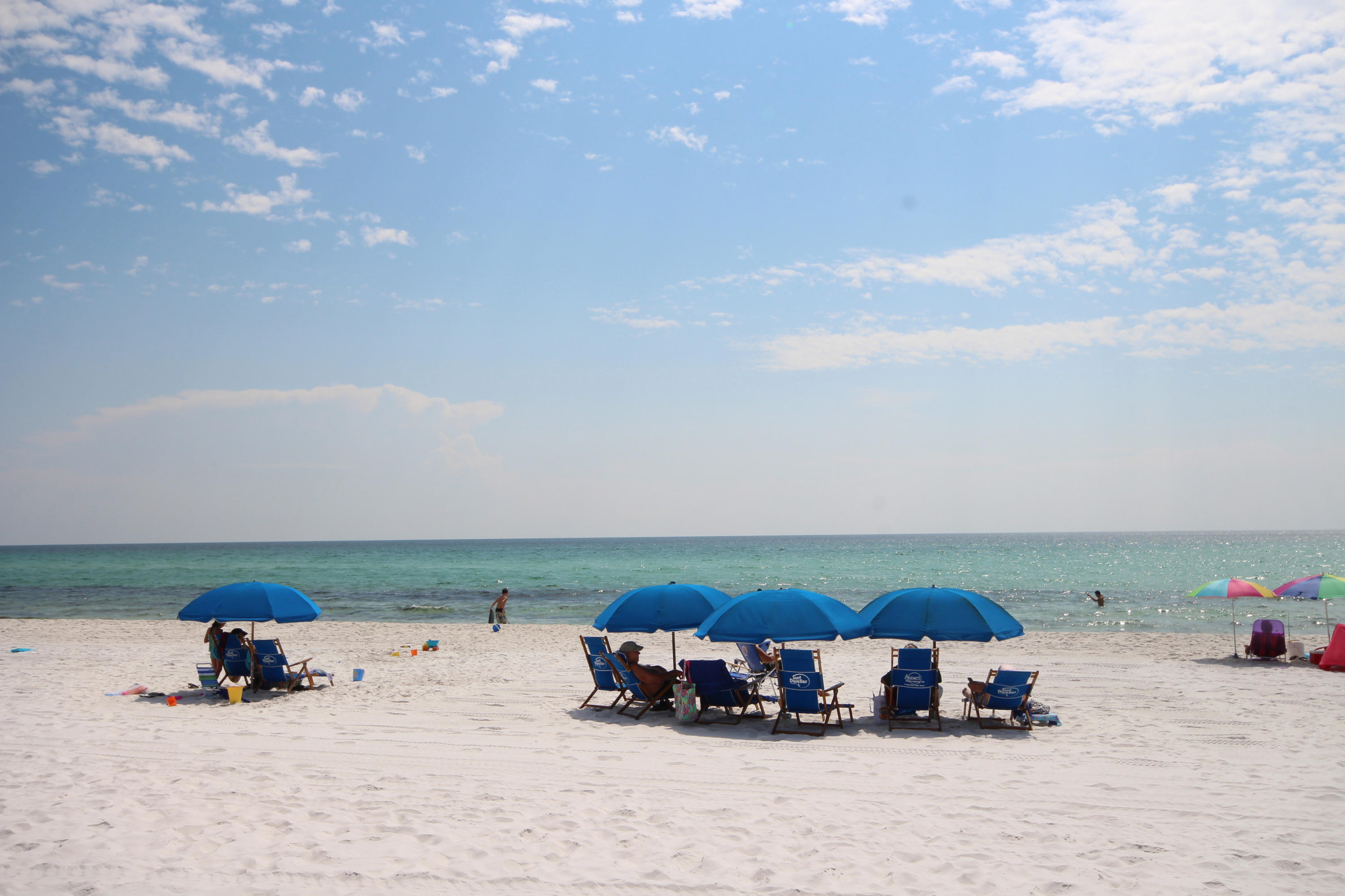 SURF DWELLER CONDO - Residential