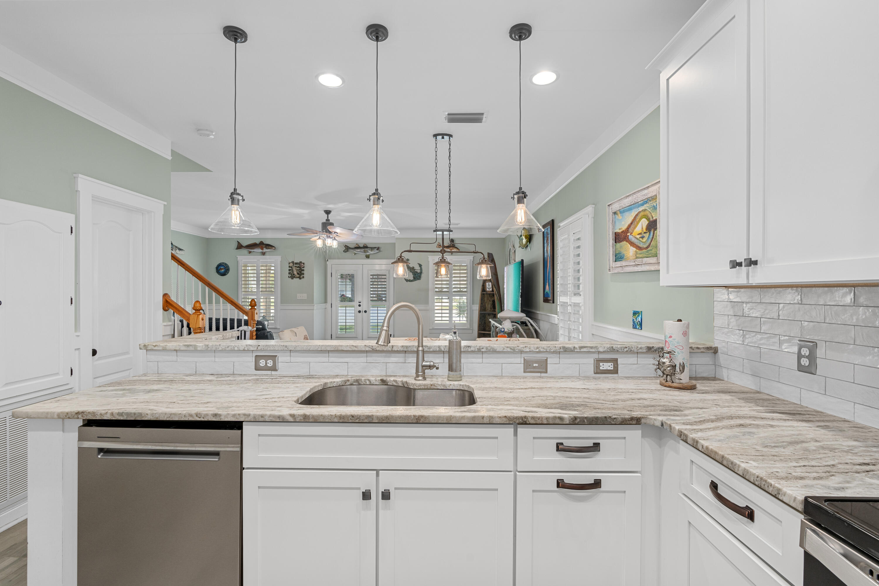 PELICAN BAY S/D - Residential