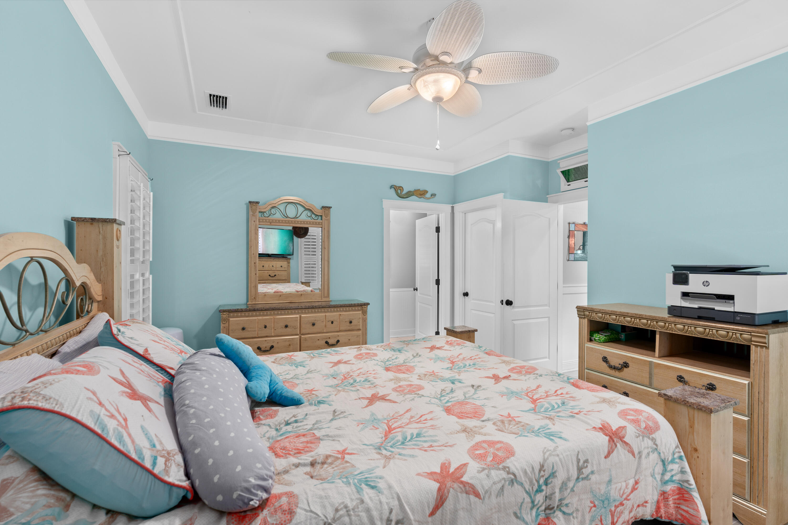 PELICAN BAY S/D - Residential