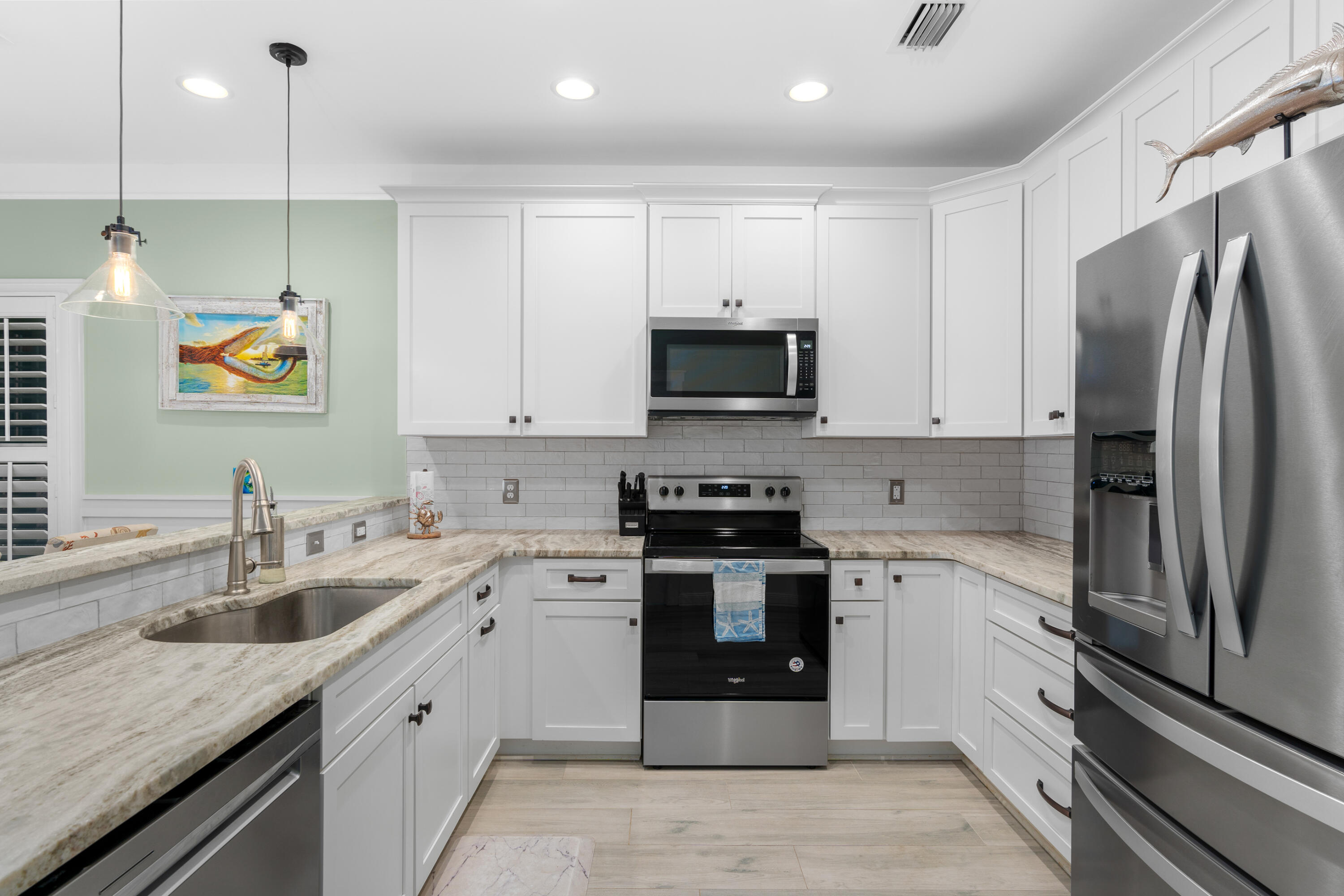 PELICAN BAY S/D - Residential