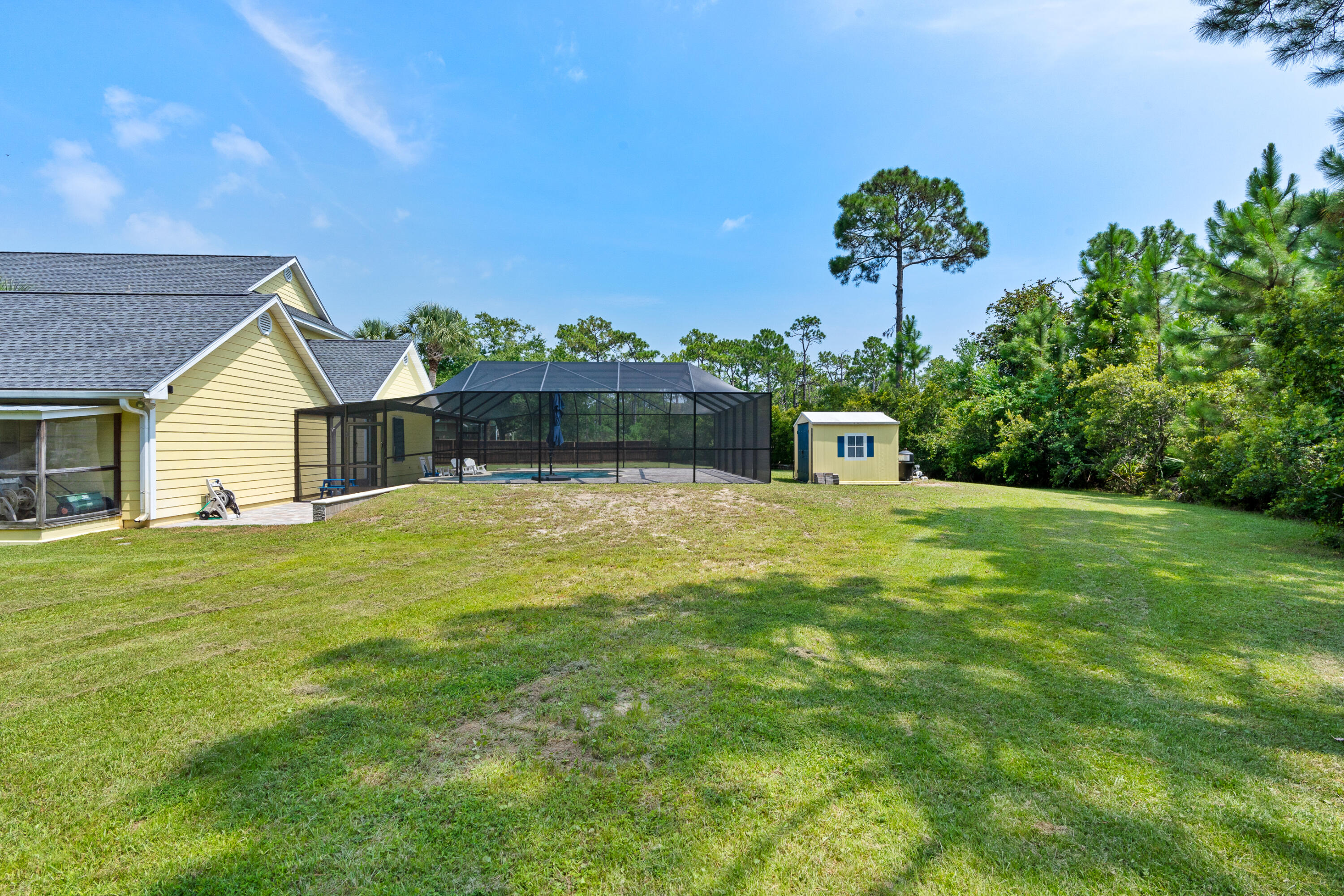 PELICAN BAY S/D - Residential