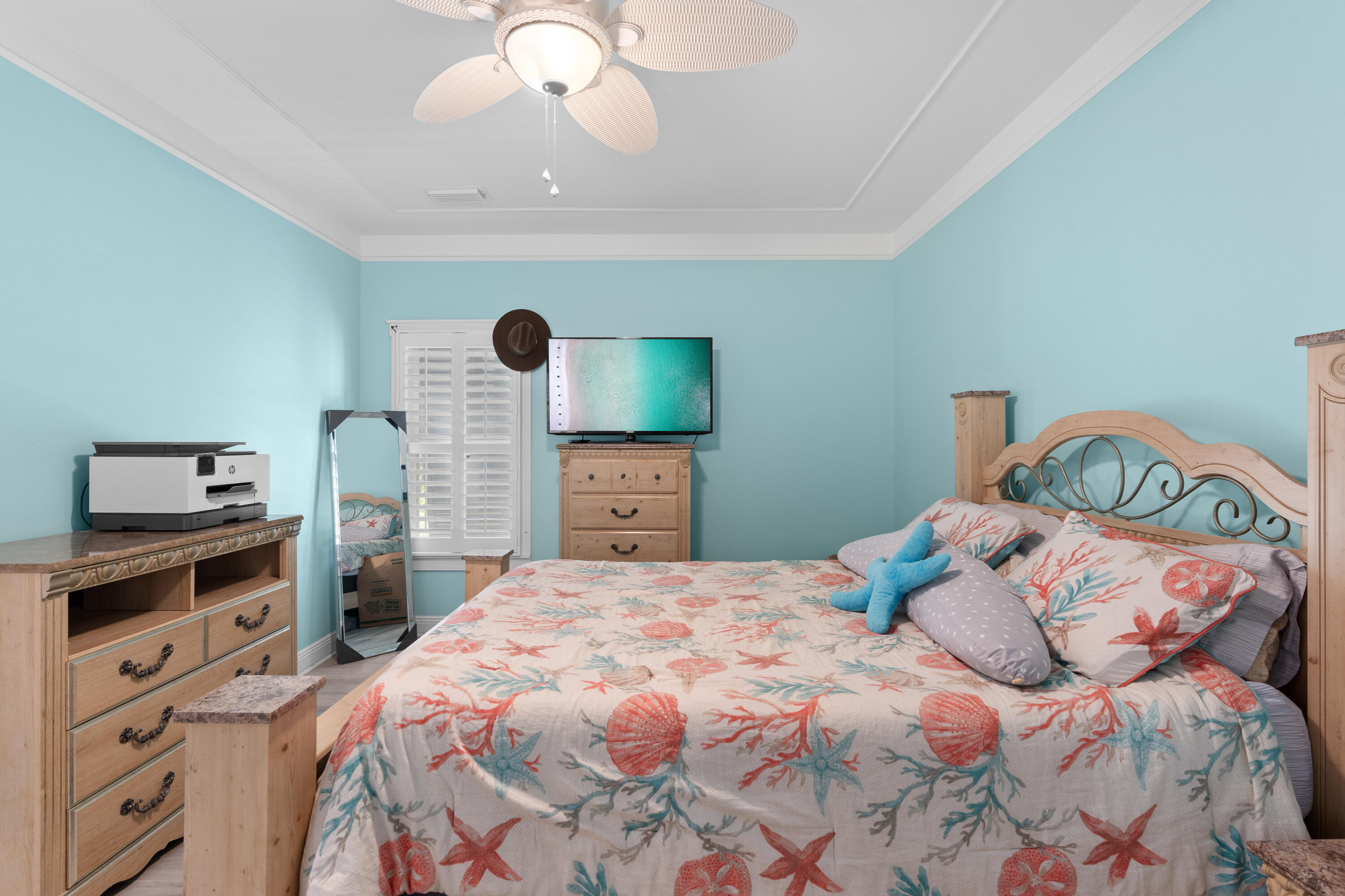 PELICAN BAY S/D - Residential
