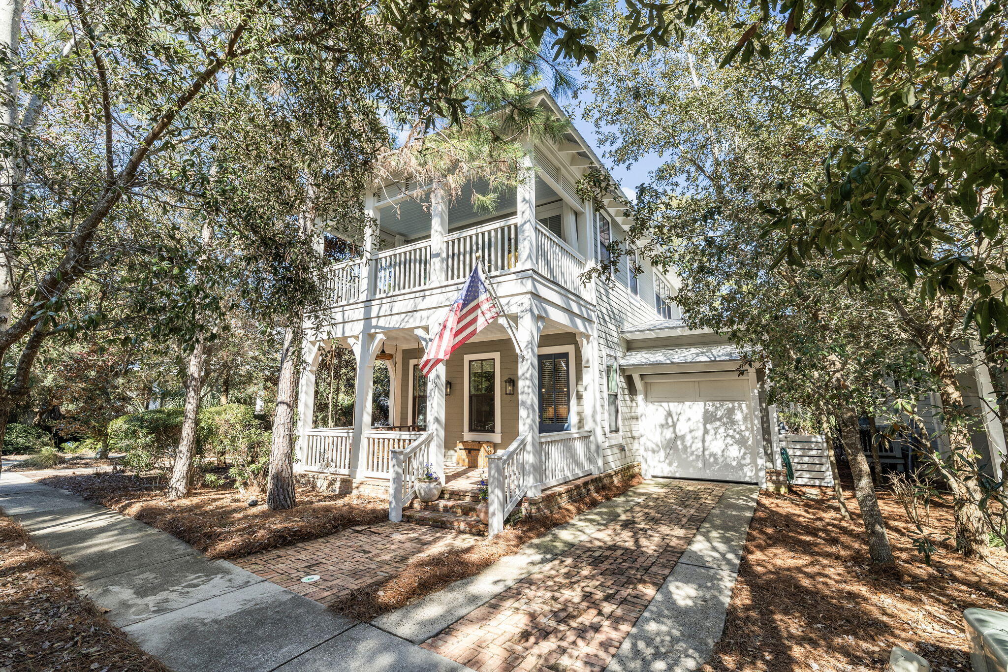 FOREST LAKES - Residential