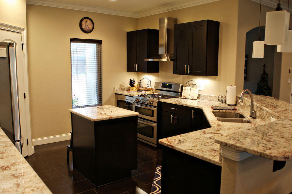 THE WOODLANDS - Residential Lease