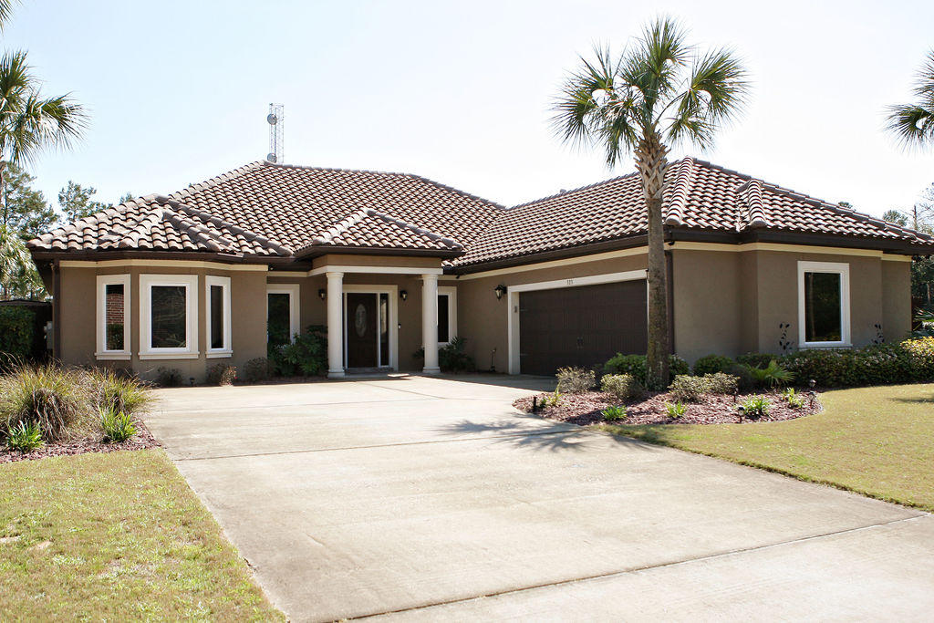 THE WOODLANDS - Residential Lease