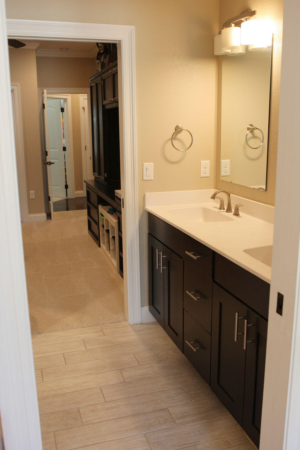 THE WOODLANDS - Residential Lease