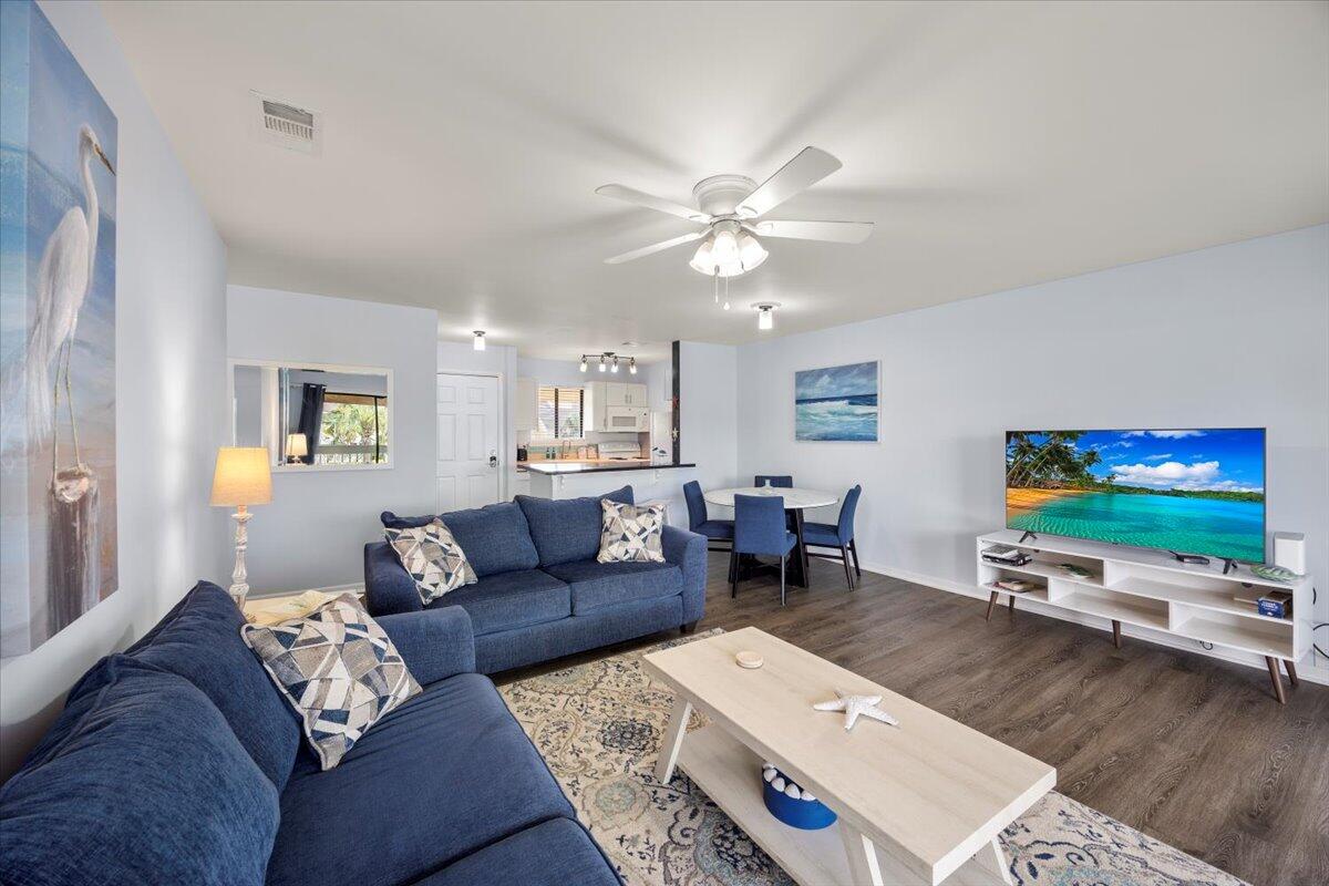 Welcome to Sandpiper Cove Unit 3205, your serene canal-front retreat in the heart of Destin. This beautifully furnished 2-bedroom, 2-bath condo features an open, airy living space and a private second-floor balcony overlooking the tranquil canal and lush golf course—the perfect spot for morning coffee or sunset cocktails.
Inside, you'll find a comfortable, tastefully appointed layout with a fully equipped kitchen, ideal for easy meals after a day at the beach or pool. Whether you're here to relax, explore, or generate rental income, Unit 3205 delivers the best of waterfront resort living.