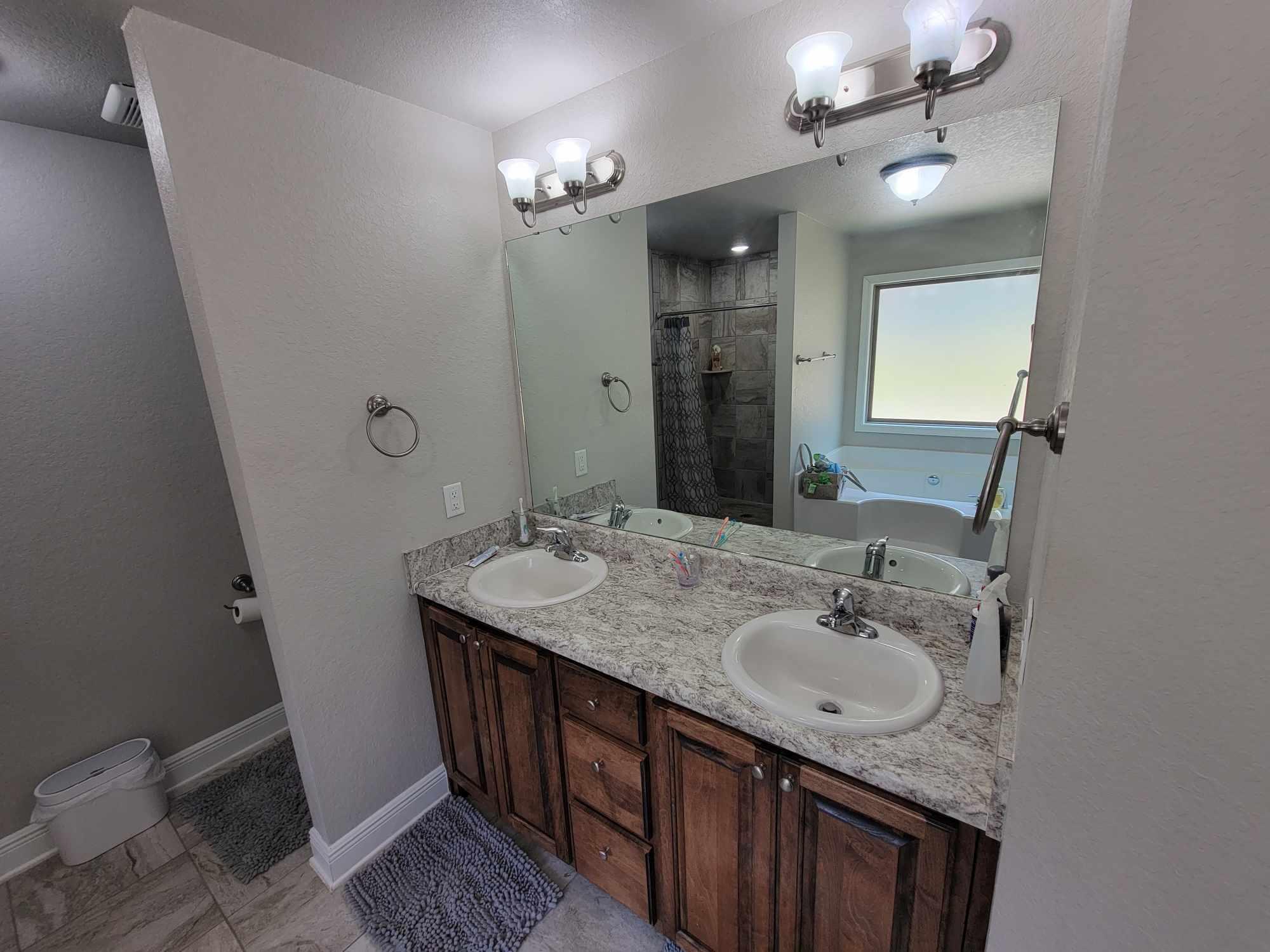 FOX VALLEY - Residential Lease