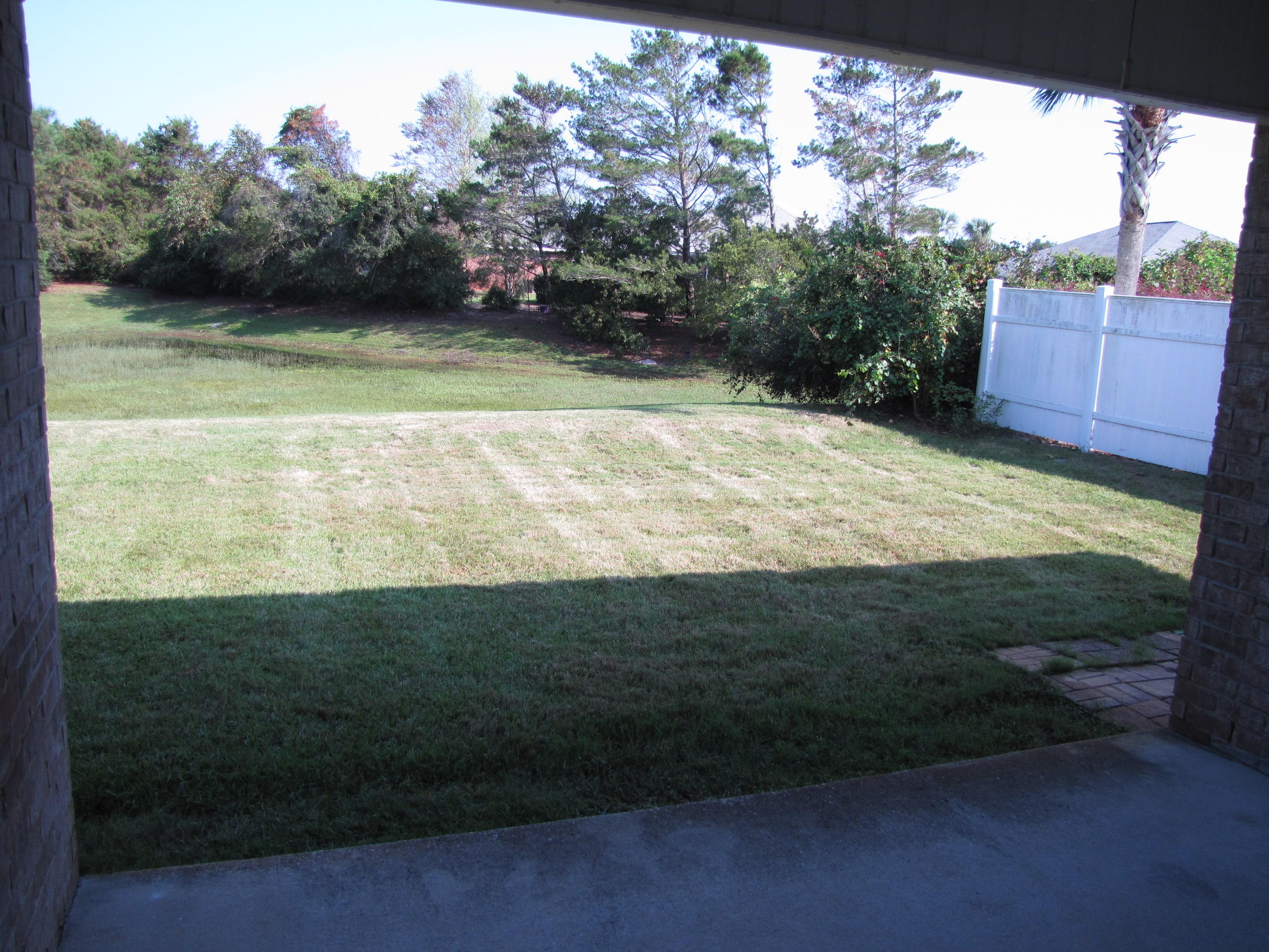 PARADISE RETREAT - Residential Lease