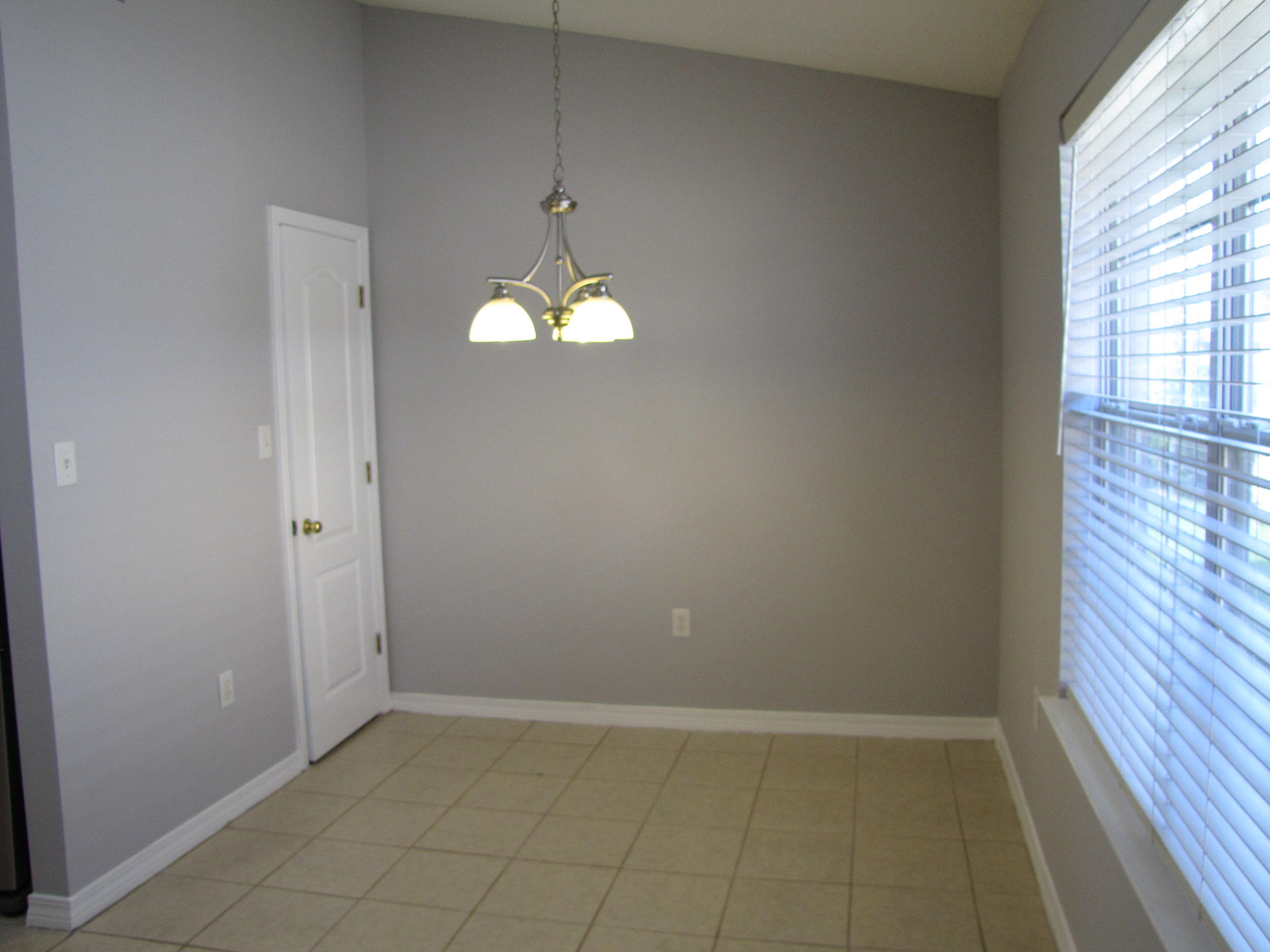 PARADISE RETREAT - Residential Lease