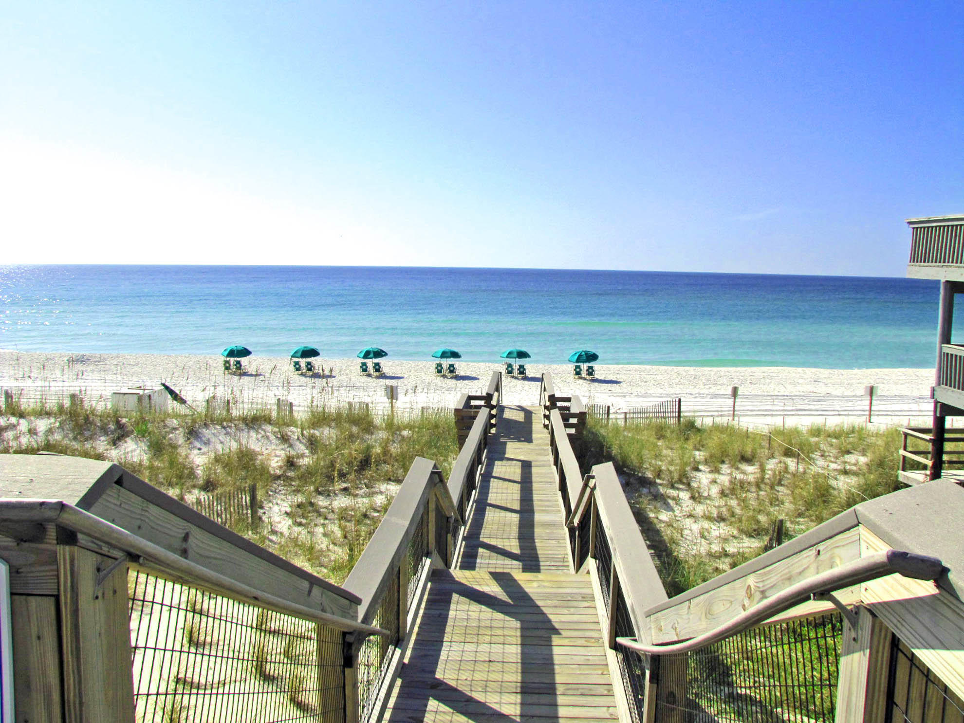 PARADISE RETREAT - Residential Lease