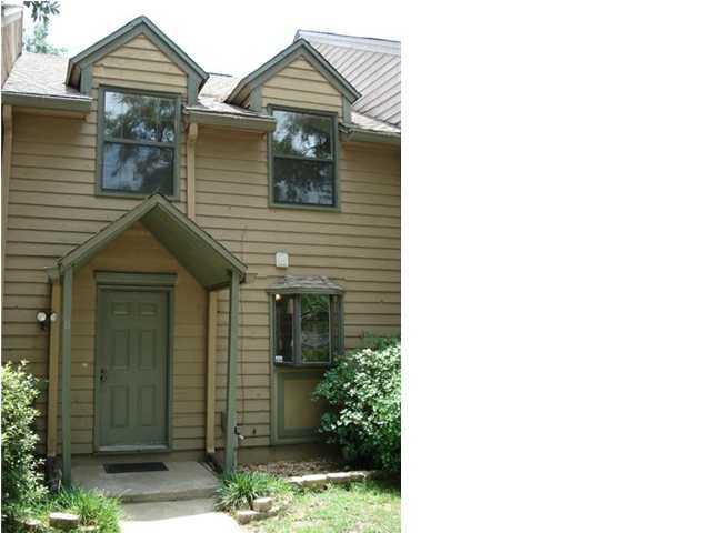 With large oak trees, this townhome features a nice shady entrance a large living room and carpet and tile flooring throughout. Full bath with 2nd vanity dressing room on 2nd floor & 1/2 bath on 1st floor. washer/dryer hook-up in utility room in kitchen. Enjoy relaxing afternoons in the spacious and inviting patio and back yard. Dogs under 25 lbs and cats allowed with non-refundable pet deposit. This is also a great location to live if stationed at Eglin AFB.