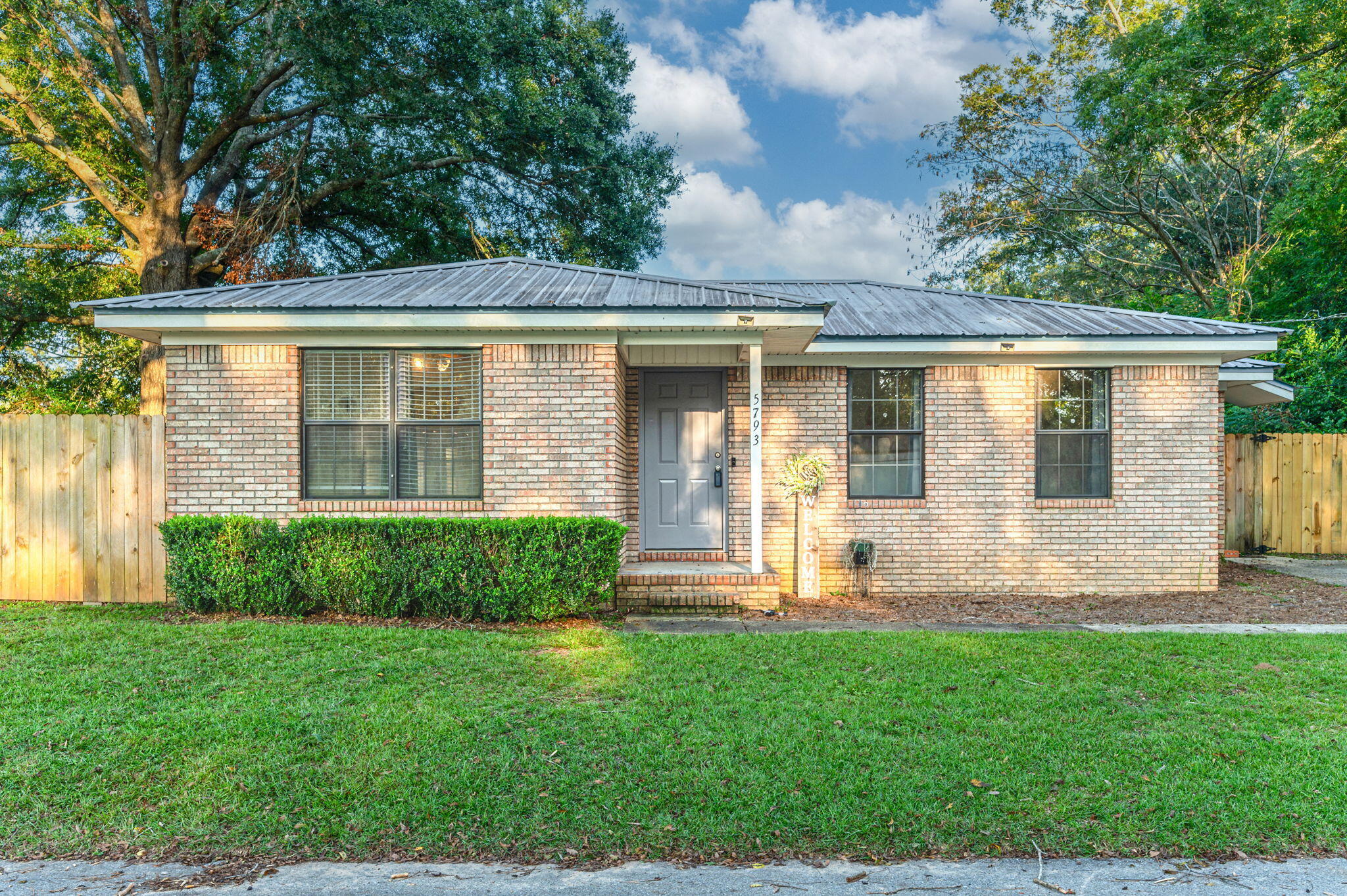 BAKER LAND CO ADDN TO BAKER - Residential Lease