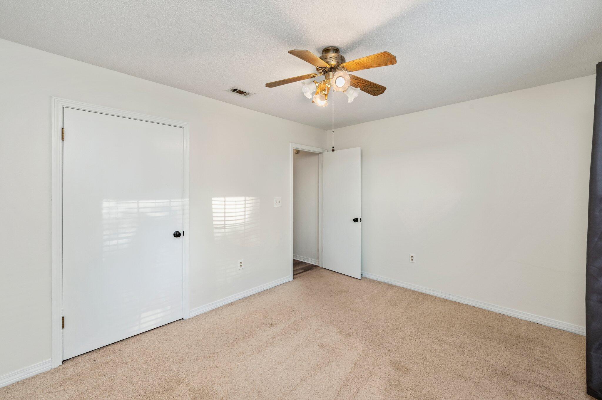 BAKER LAND CO ADDN TO BAKER - Residential Lease