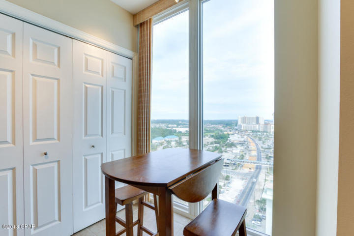 MAJESTIC BEACH TOWERS II - Residential