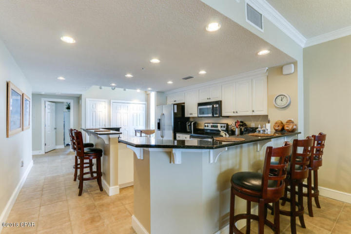 MAJESTIC BEACH TOWERS II - Residential
