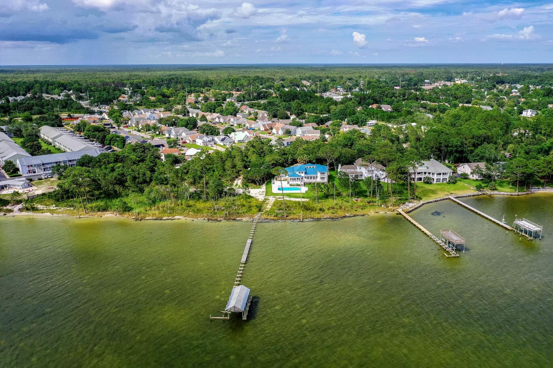 PARISH POINT - Residential