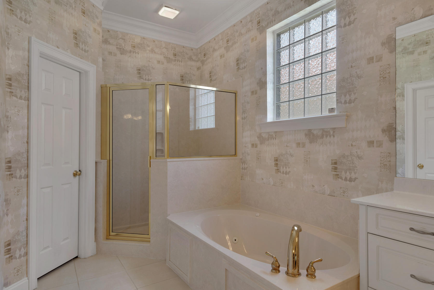 EMERALD BAY PH 1A - Residential
