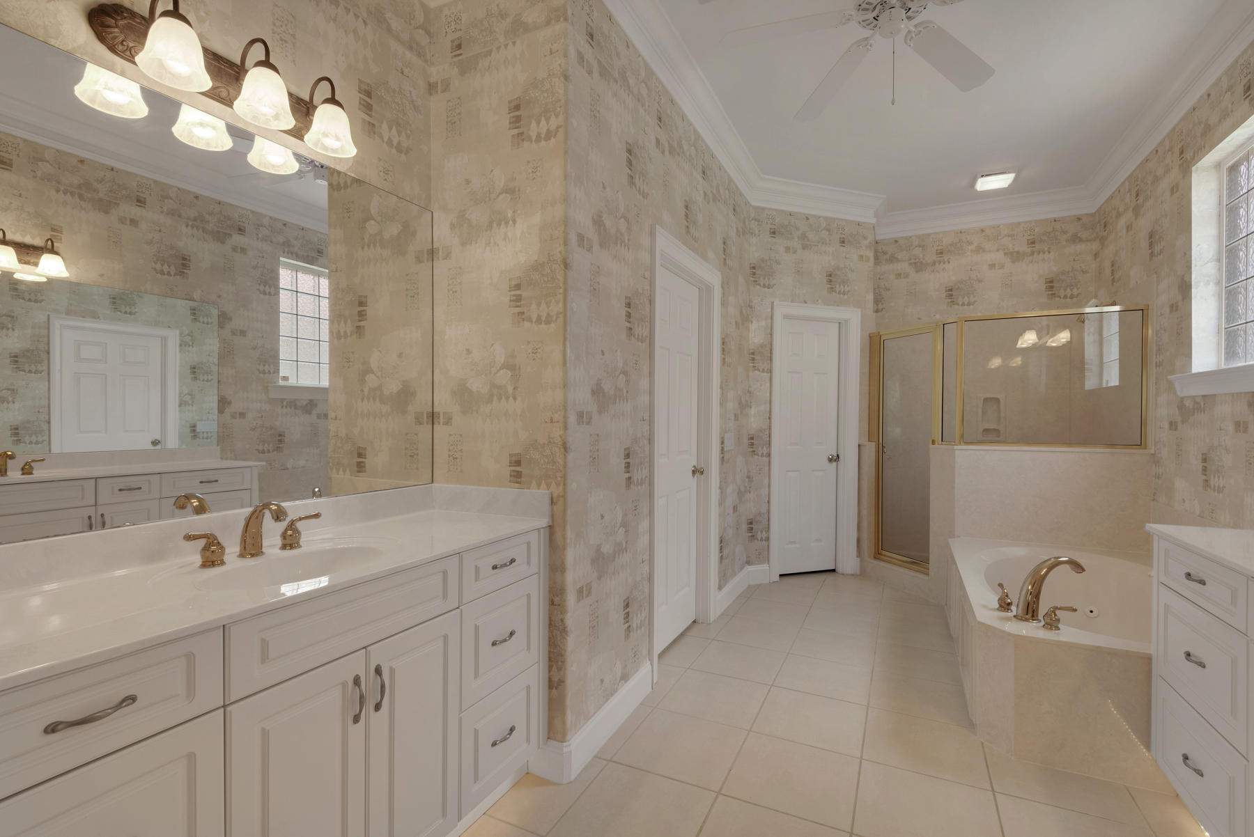 EMERALD BAY PH 1A - Residential