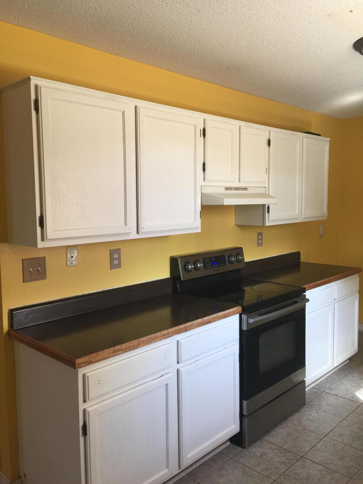 SOUTH POINTE ESTATES - Residential Lease