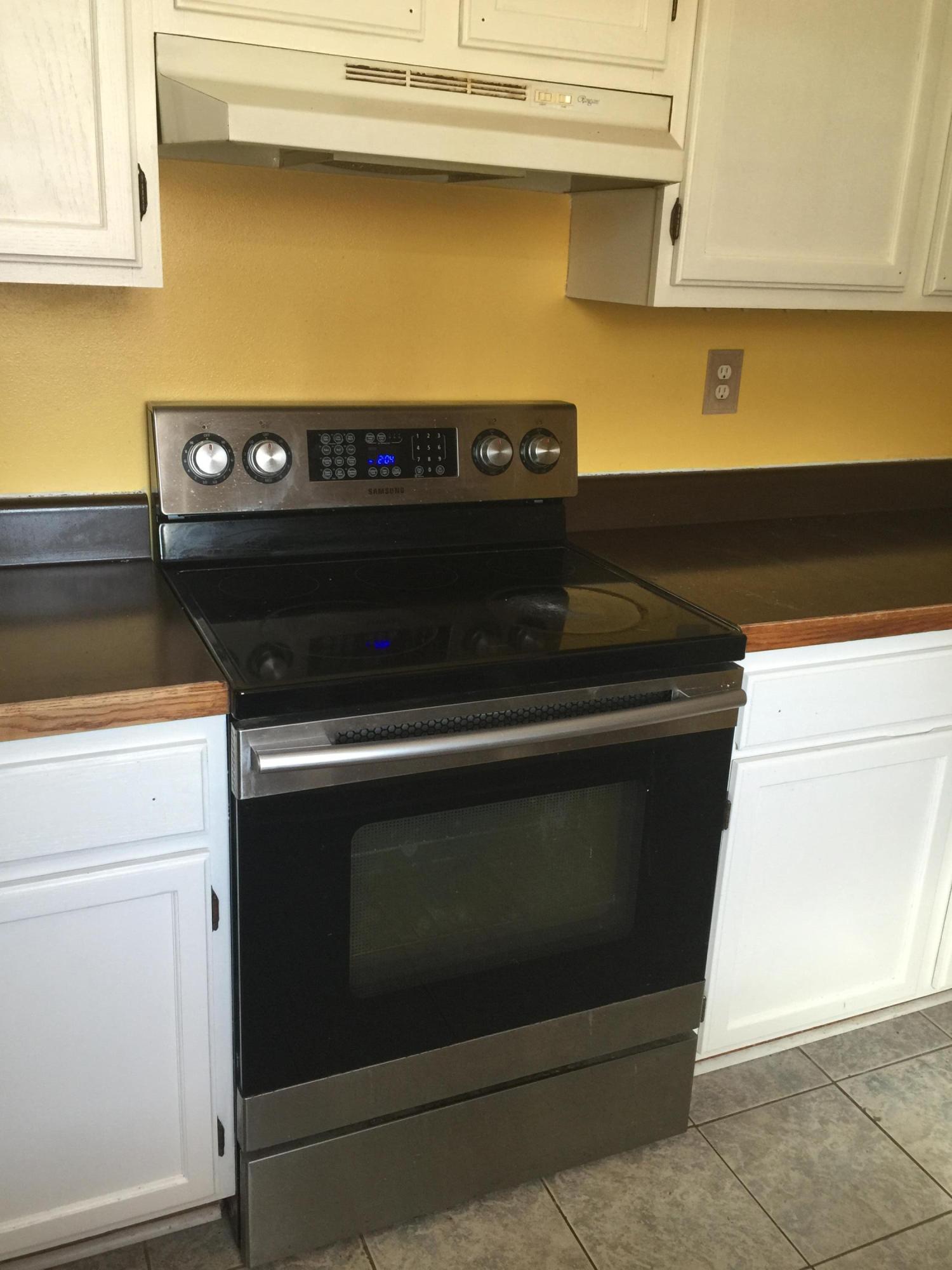 SOUTH POINTE ESTATES - Residential Lease