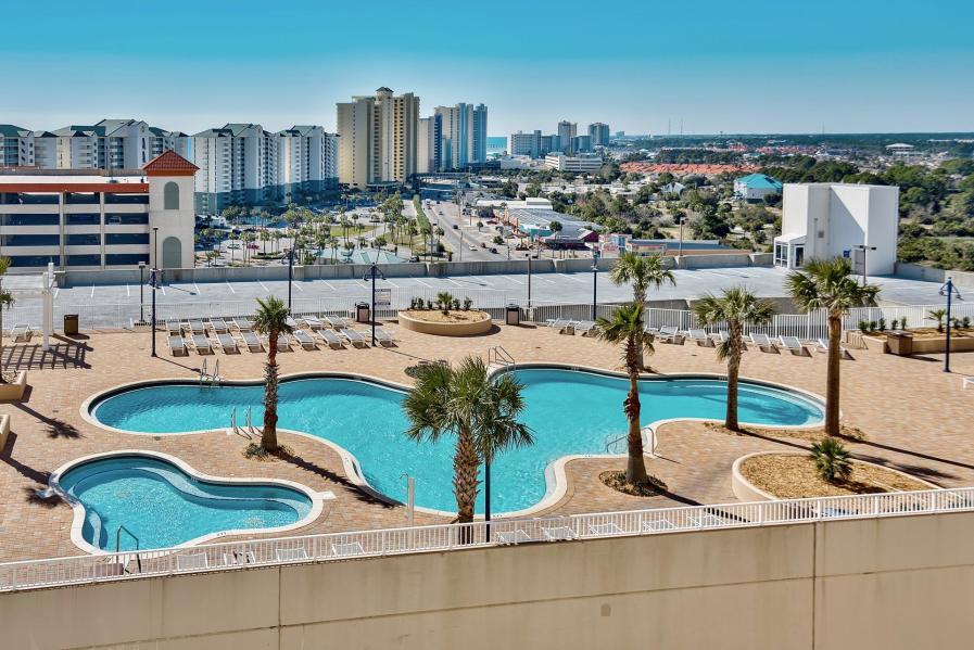 Laketown Wharf - Residential