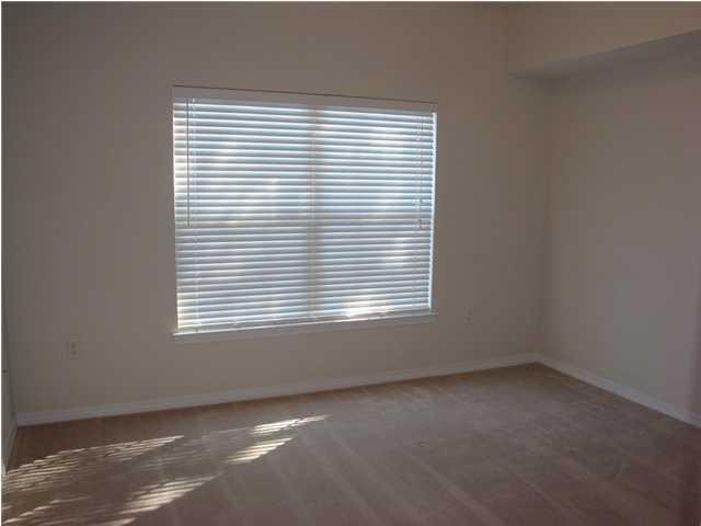THE OAKS AT NICEVILLE - Residential Lease