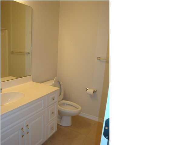 THE OAKS AT NICEVILLE - Residential Lease