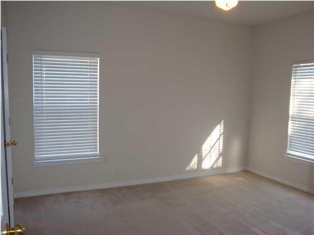 THE OAKS AT NICEVILLE - Residential Lease