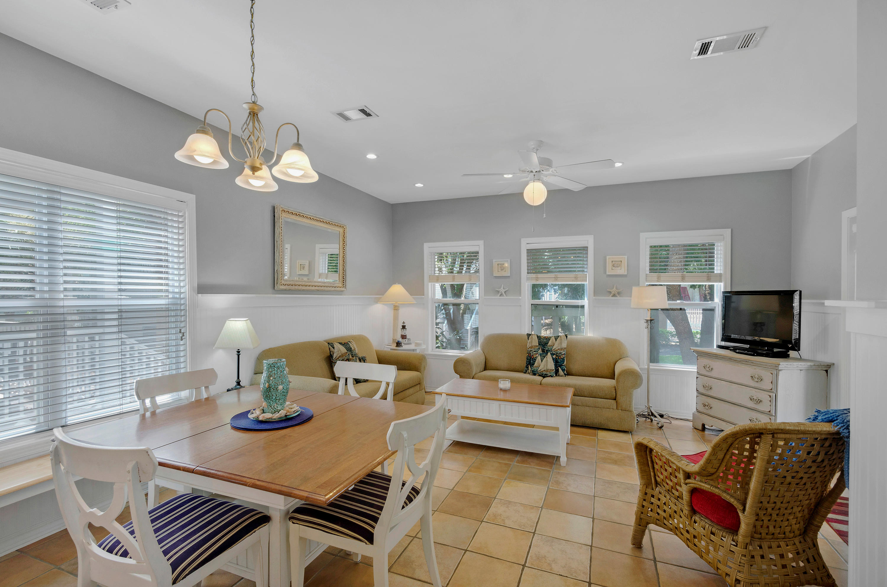 OLD FLORIDA COTTAGES - Residential