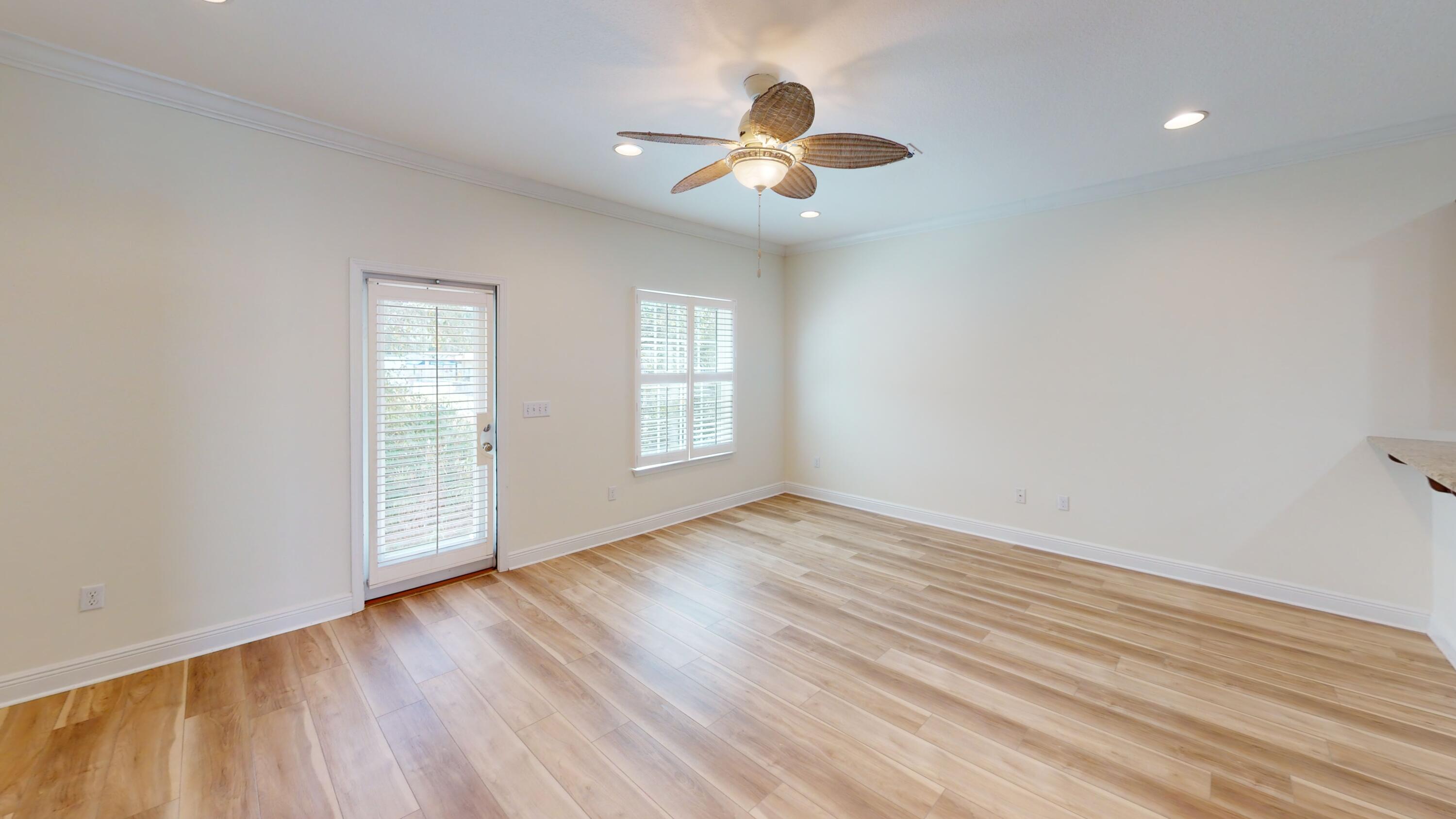 WATER OAKS T/H - Residential