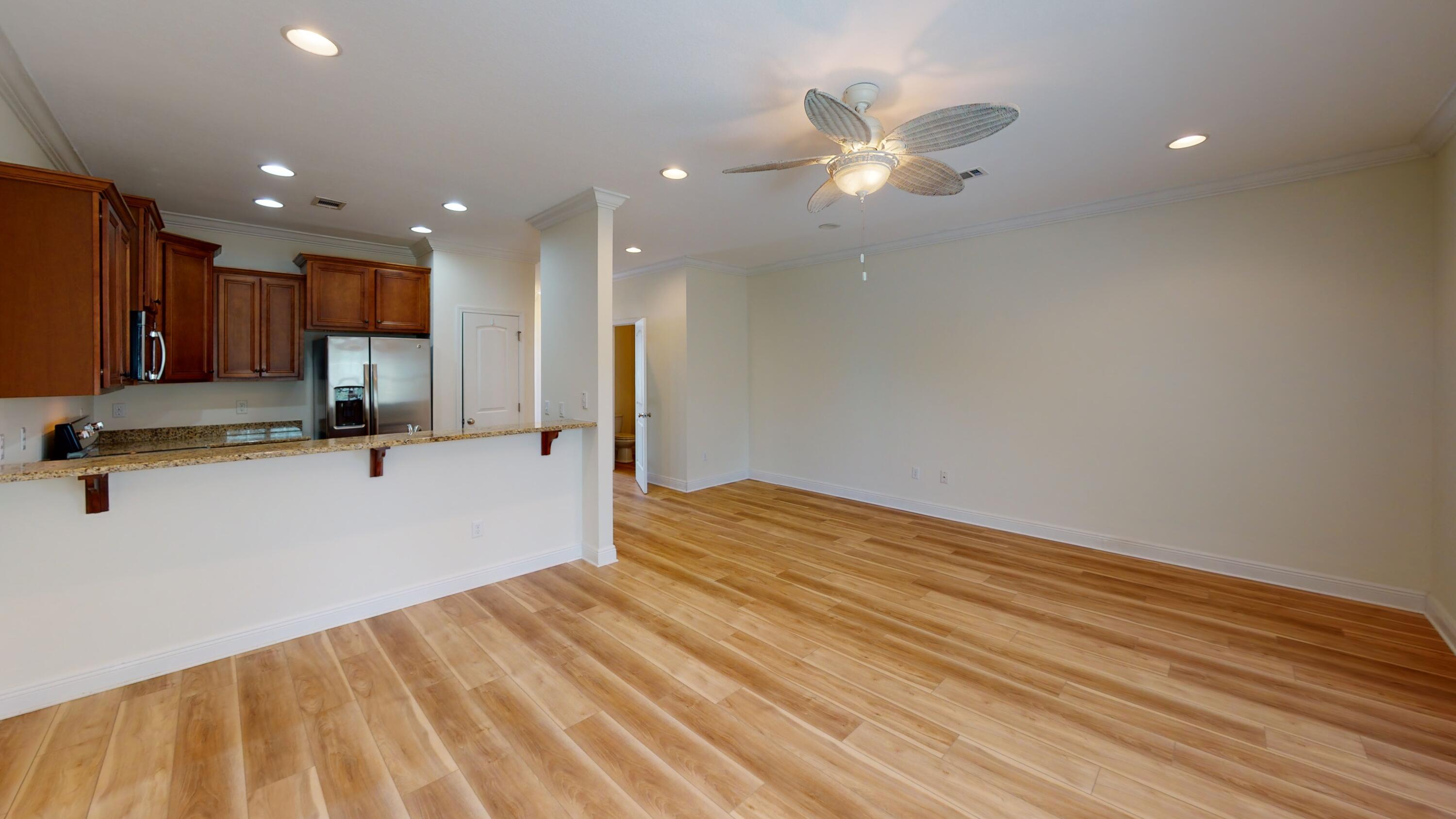 WATER OAKS T/H - Residential