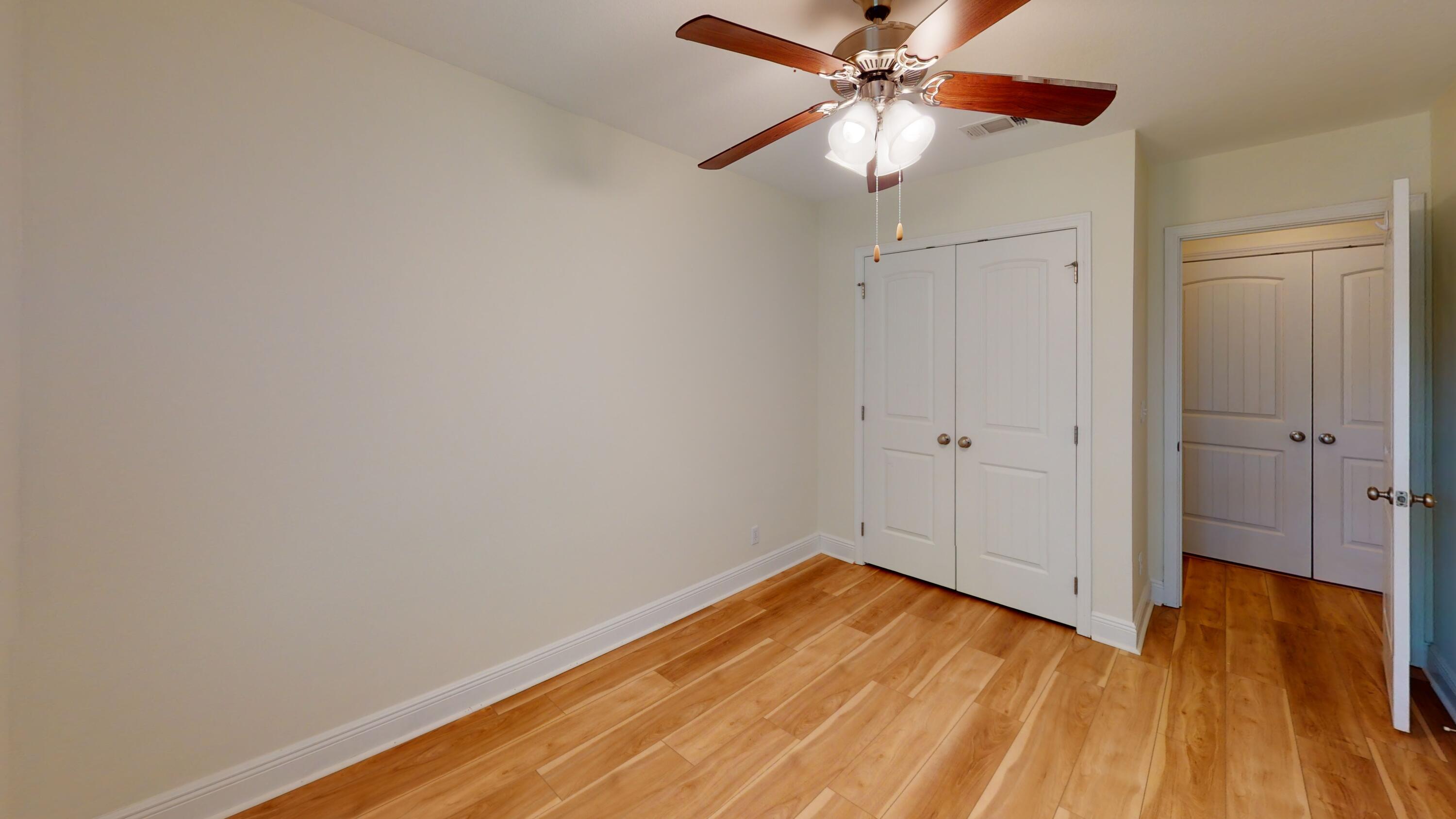 WATER OAKS T/H - Residential