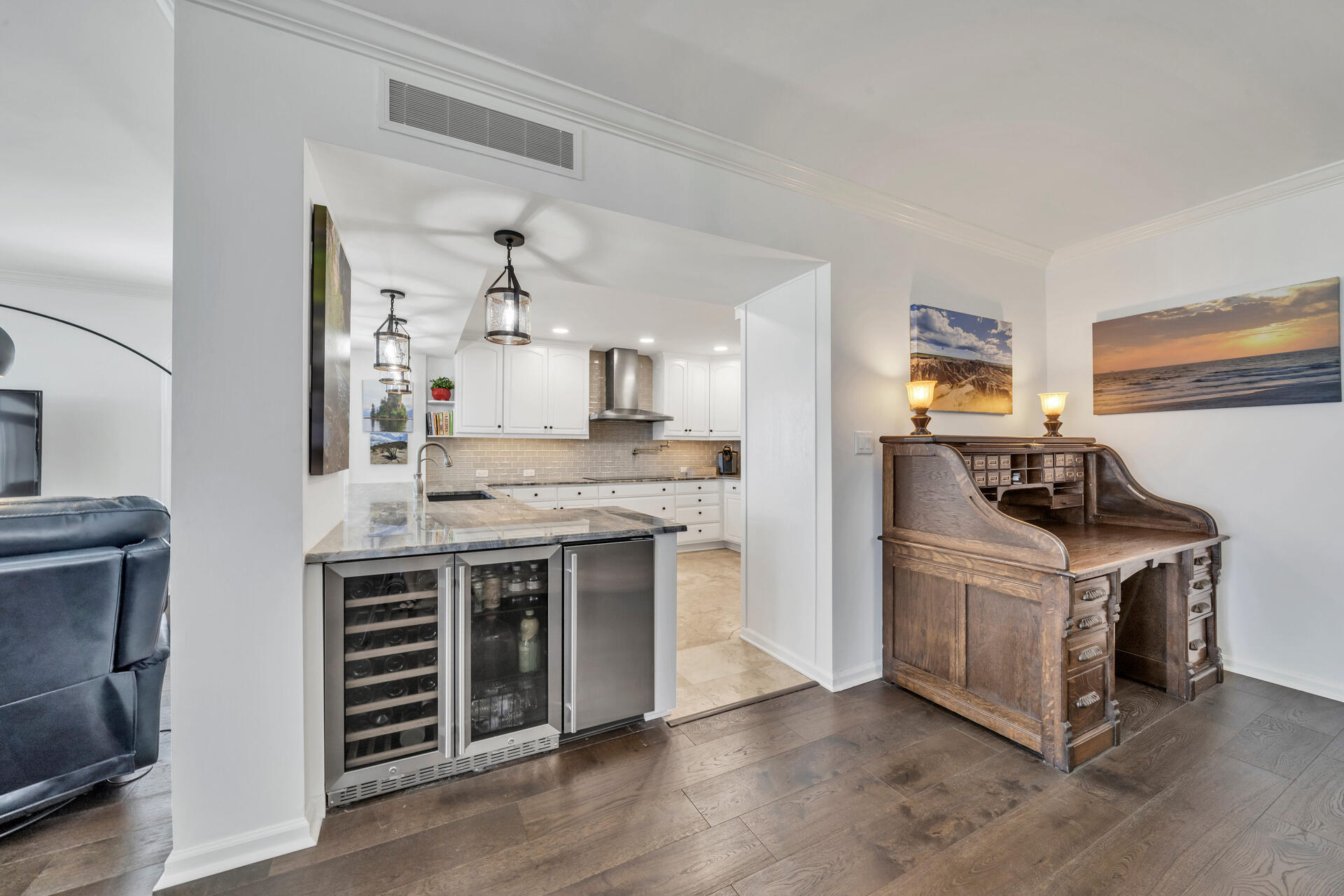 WHITE CLIFFS CONDO - Residential