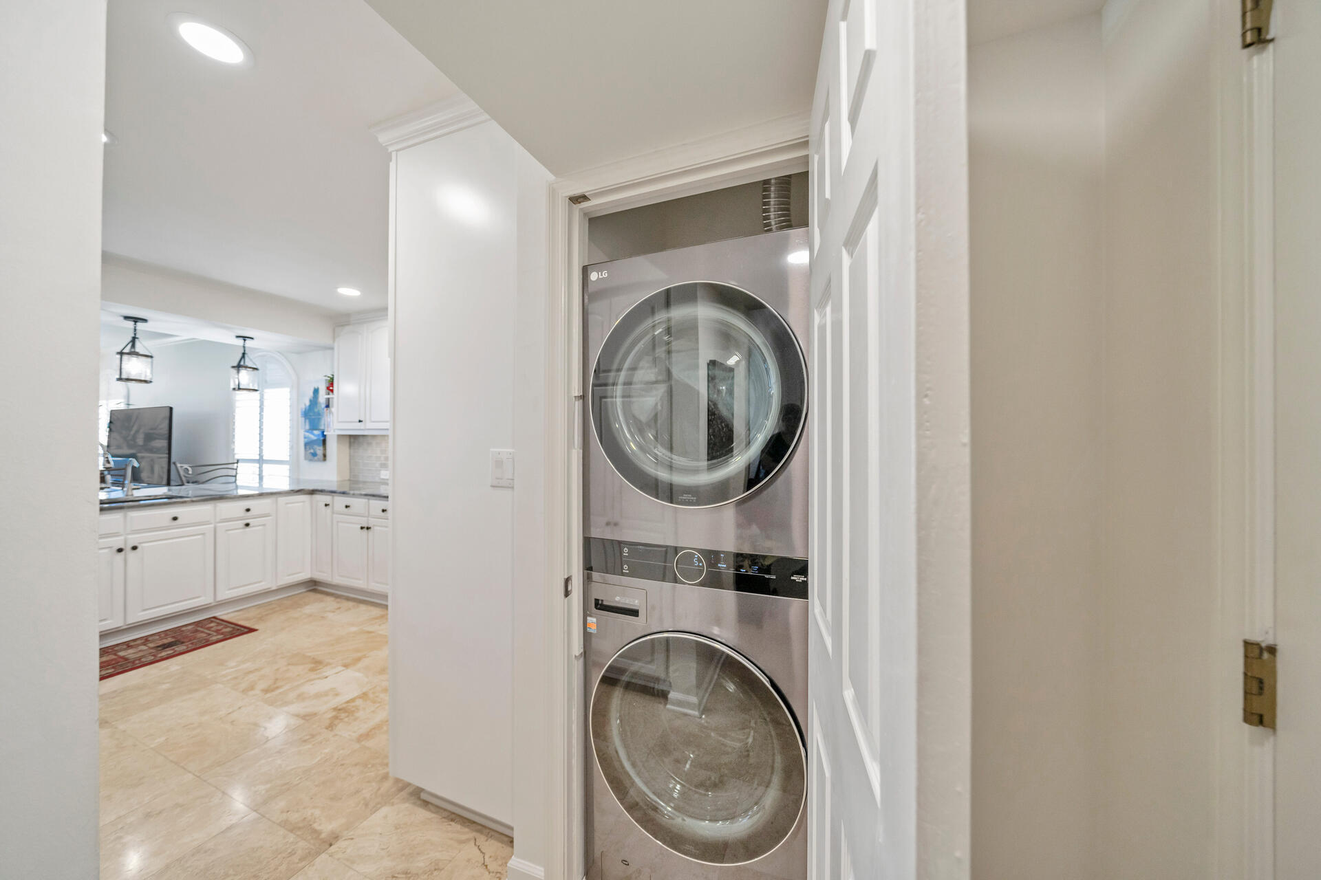 WHITE CLIFFS CONDO - Residential